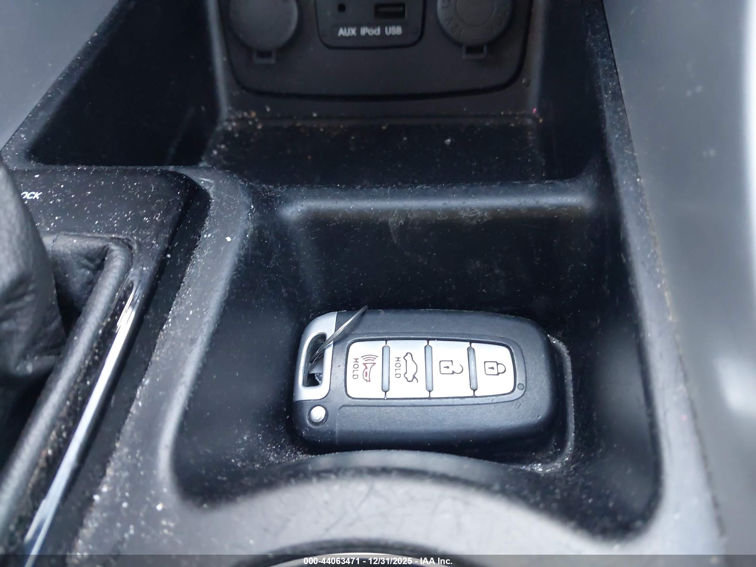 HYUNDAI SONATA image 11