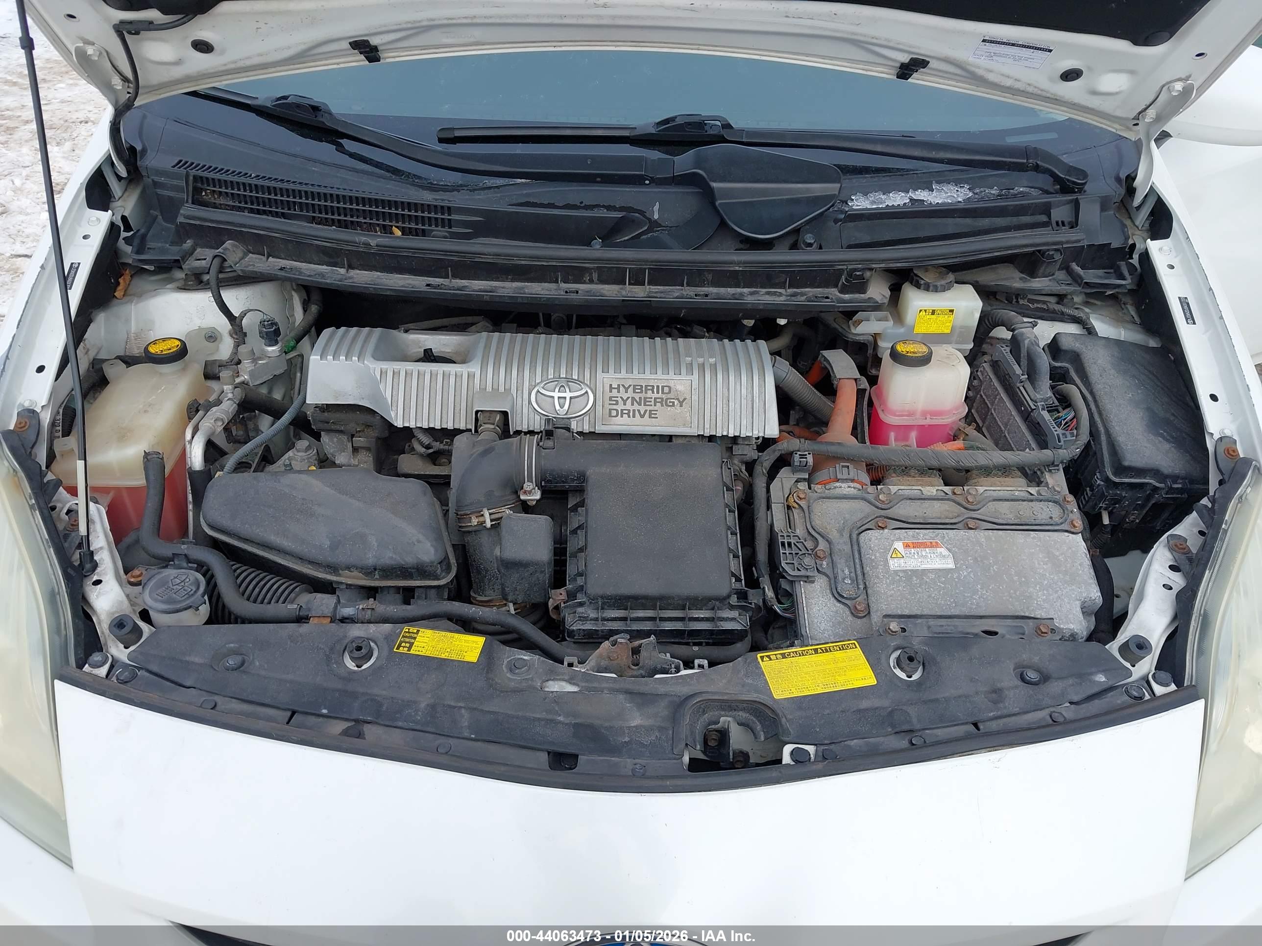 TOYOTA PRIUS image 10