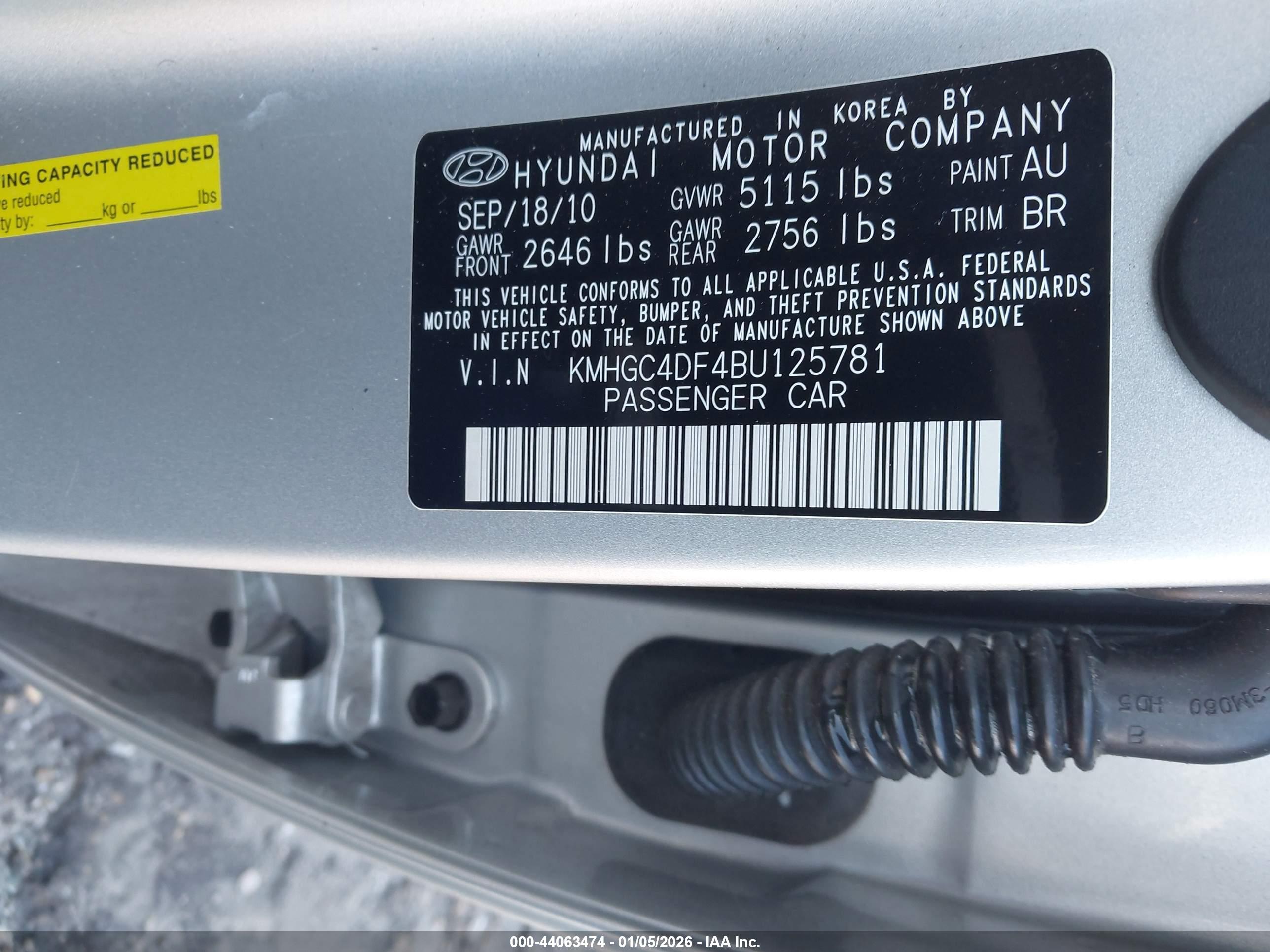 HYUNDAI GENESIS image 9