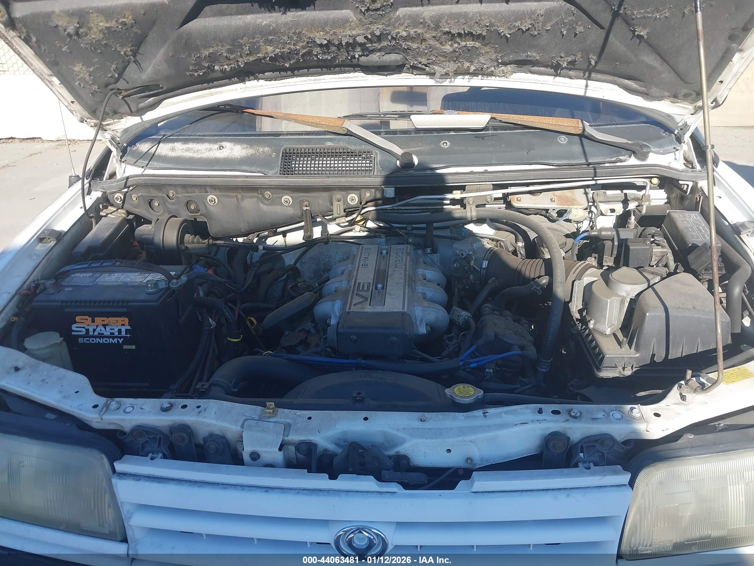 MAZDA MPV image 10