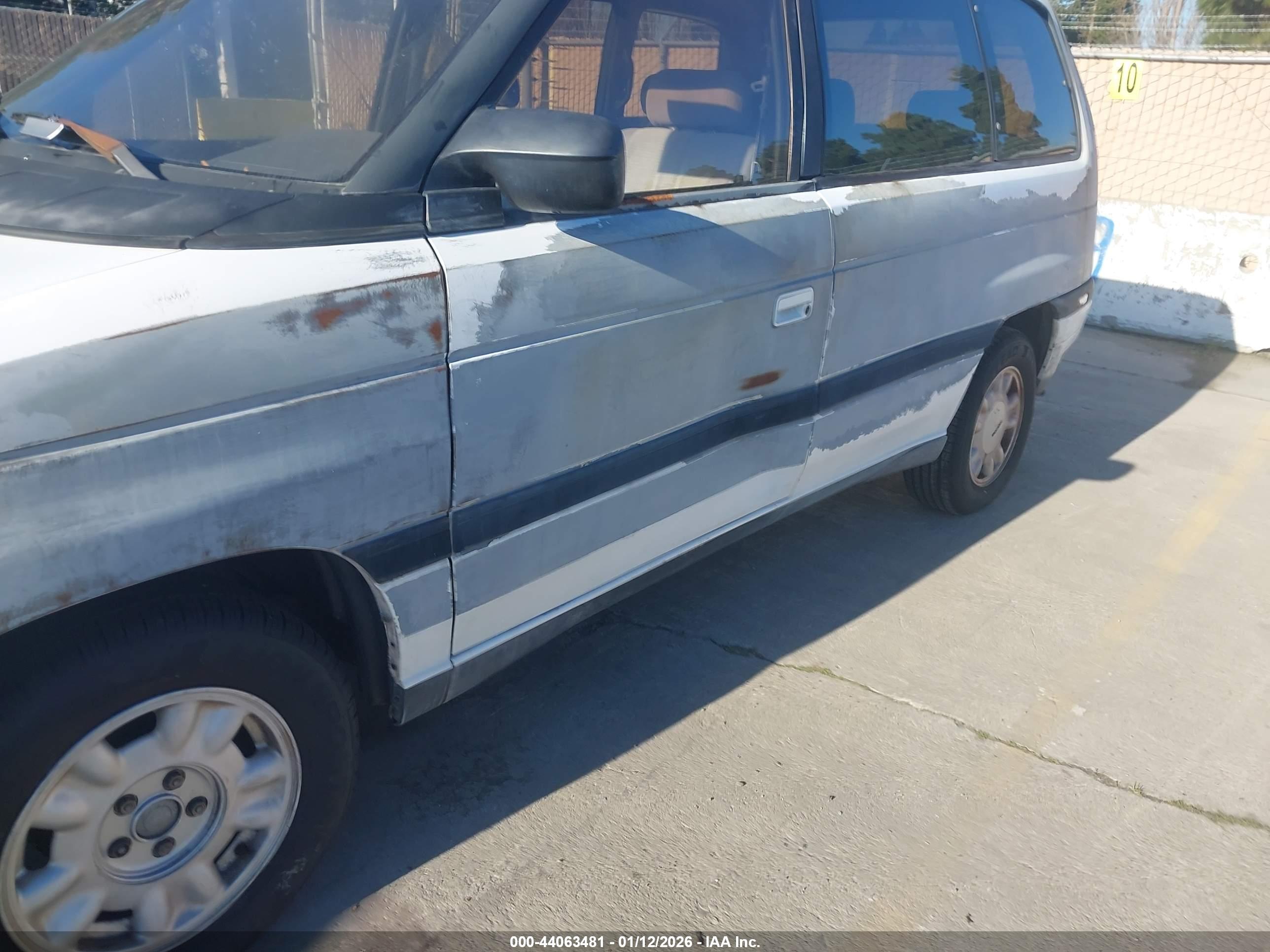 MAZDA MPV image 6