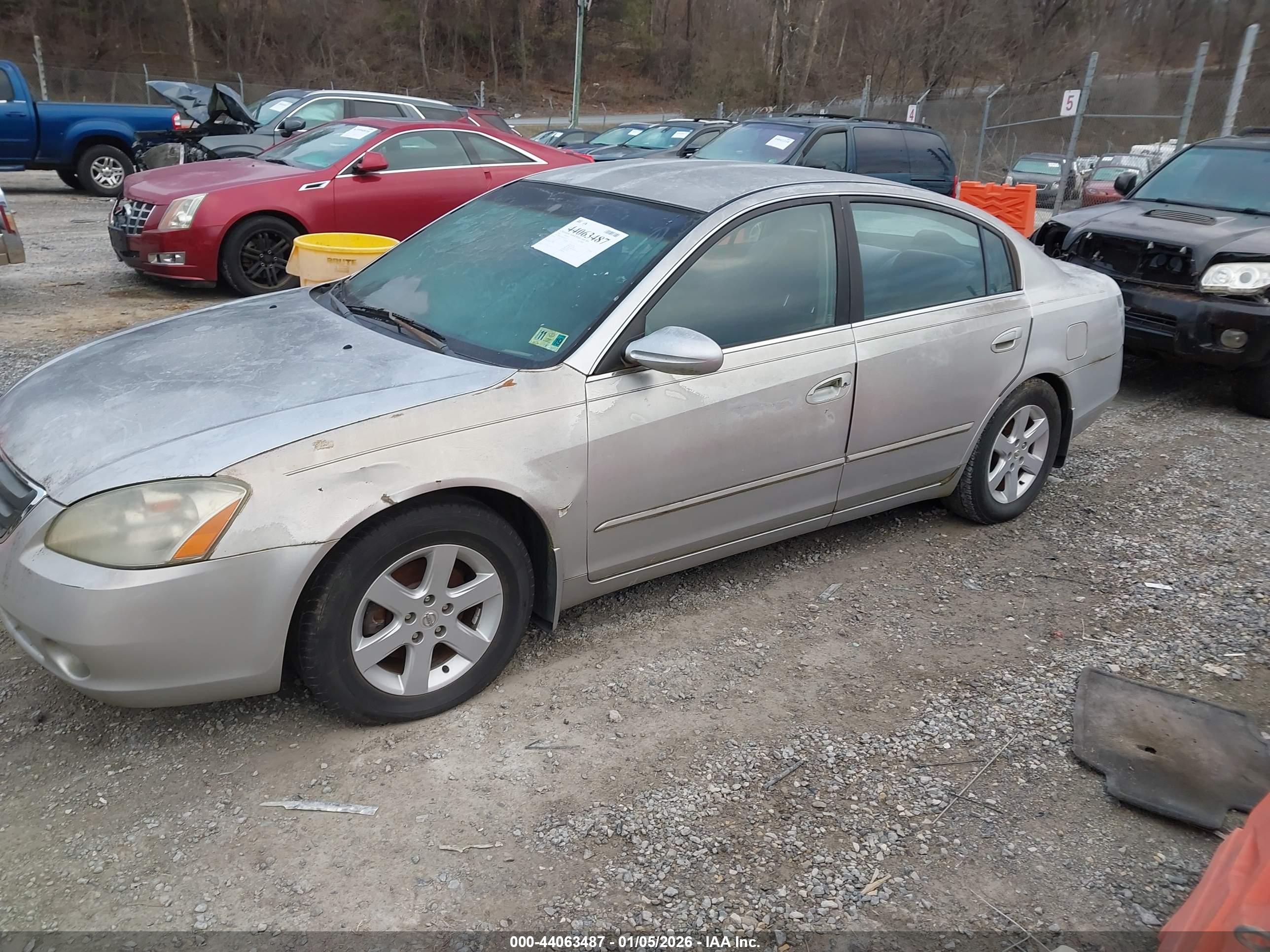 NISSAN ALTIMA image 2