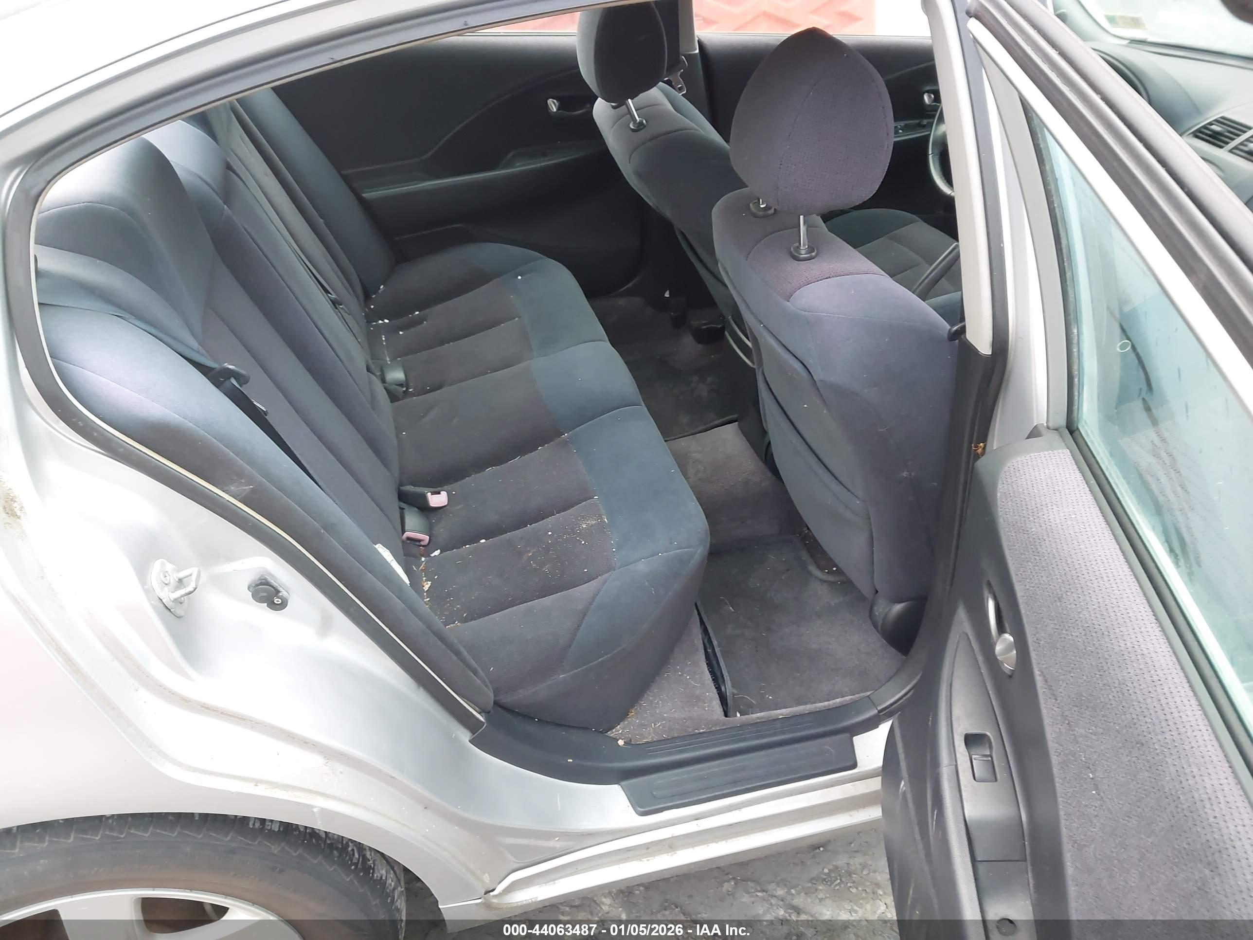 NISSAN ALTIMA image 8