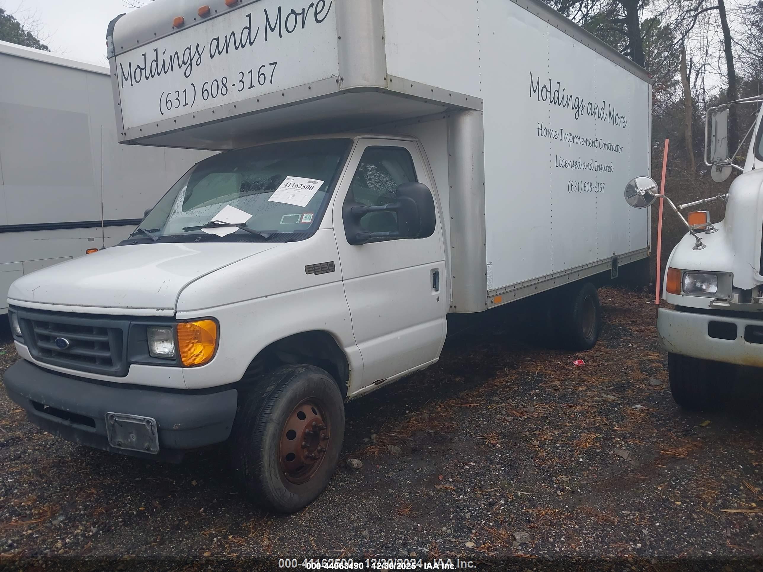 FORD E-350 image 2