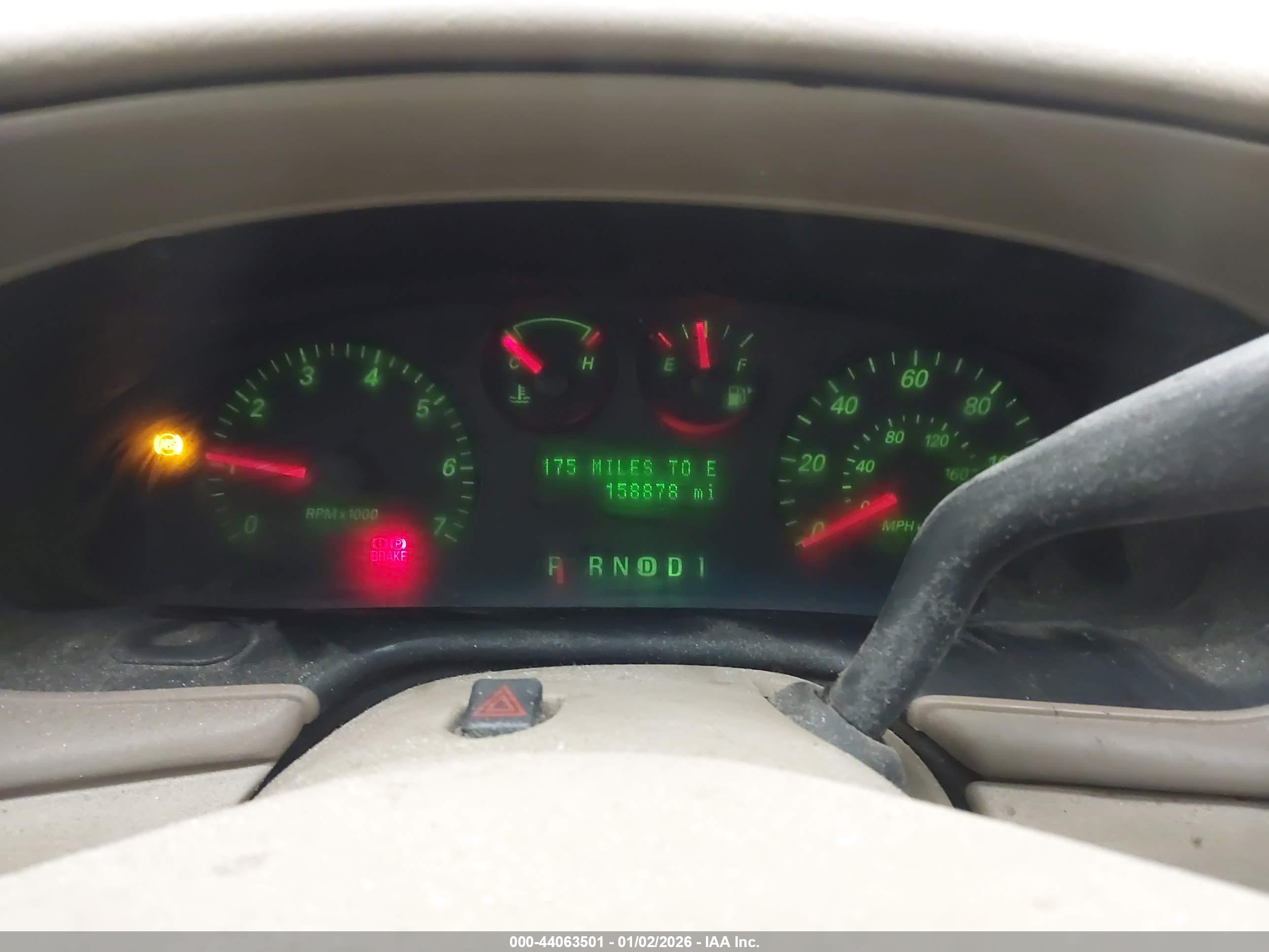 FORD TAURUS image 7