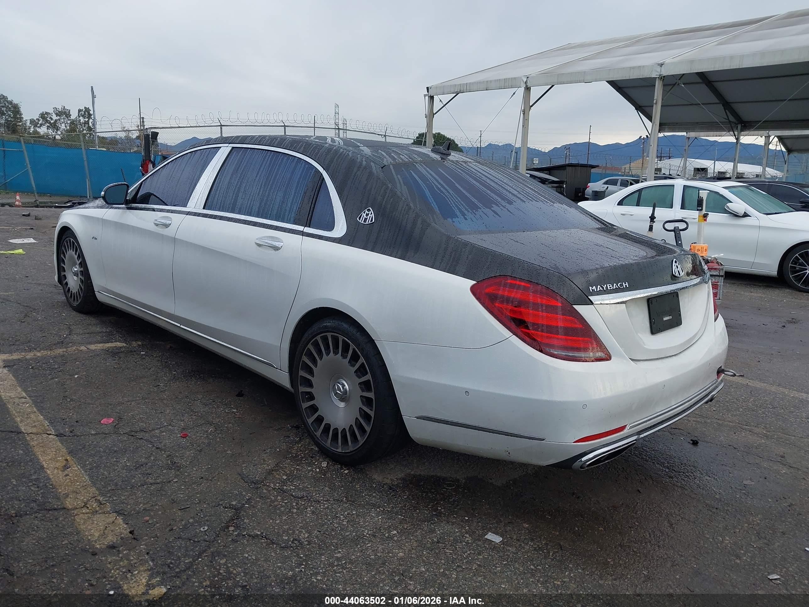 MERCEDES-BENZ MAYBACH image 3