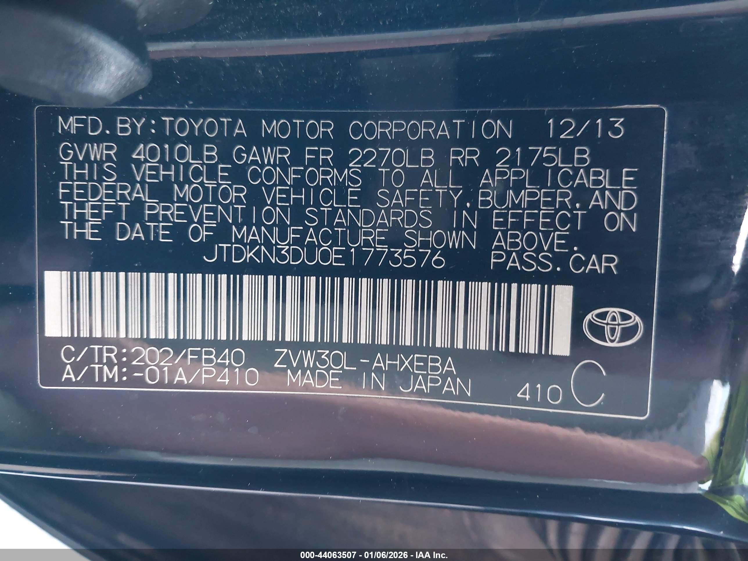 TOYOTA PRIUS image 9