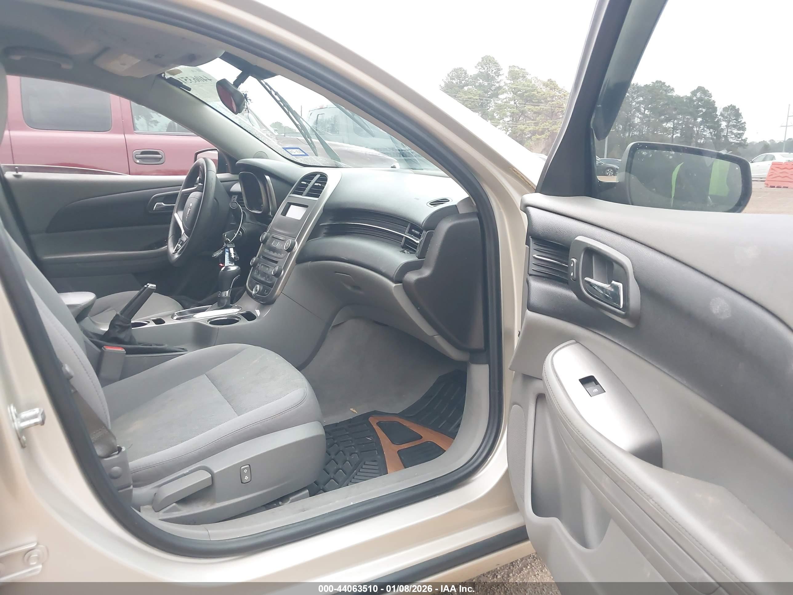 CHEVROLET MALIBU image 5