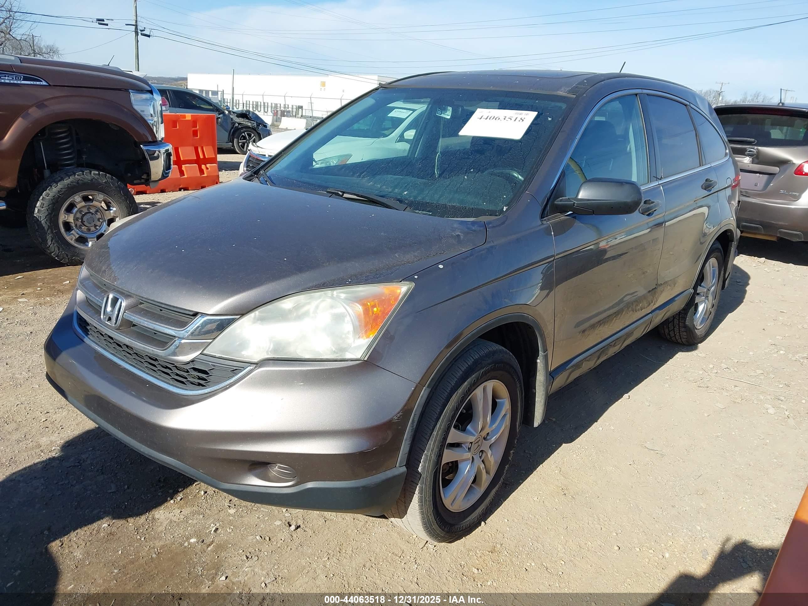 HONDA CR-V image 2