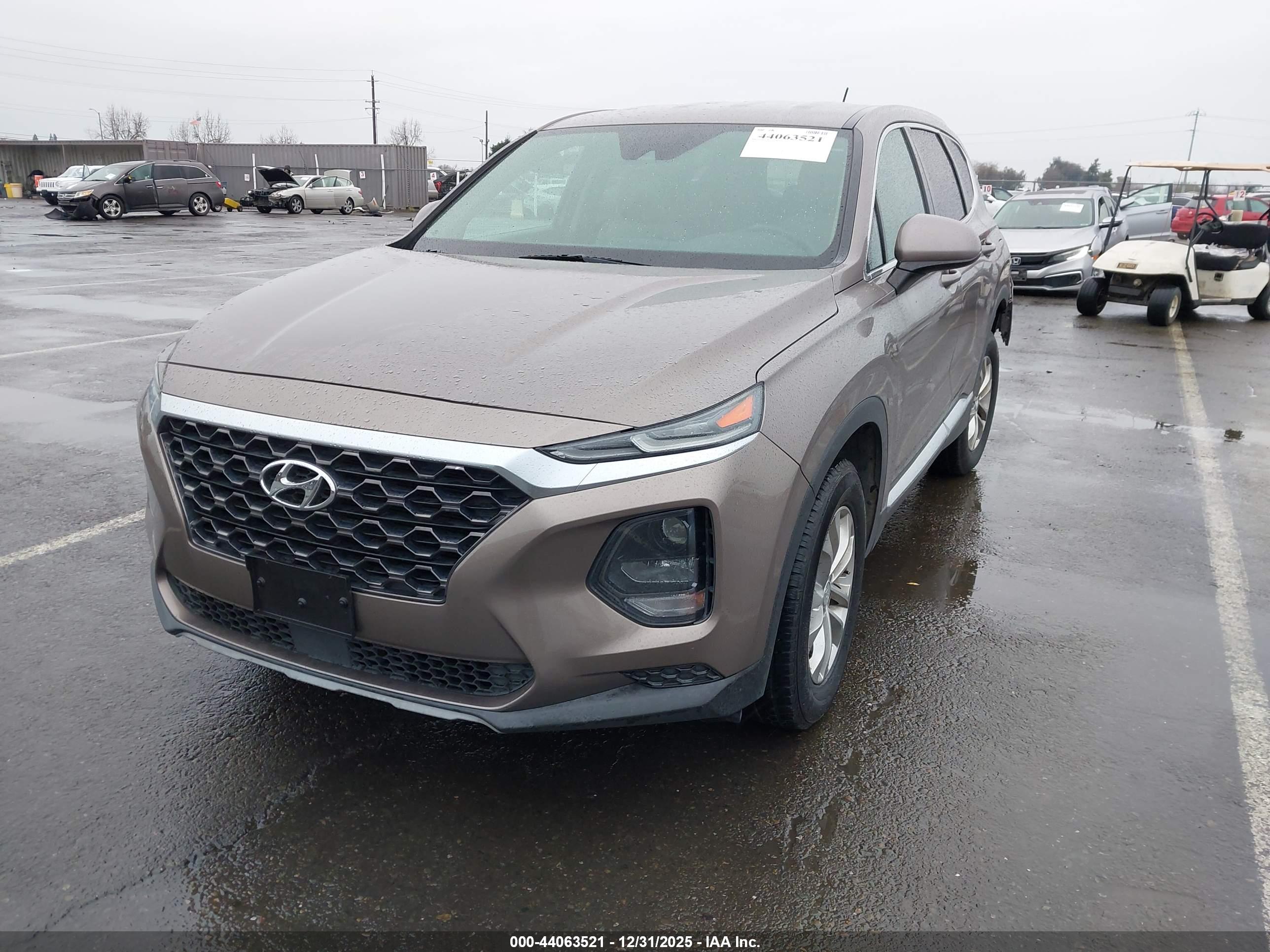 HYUNDAI SANTA image 2