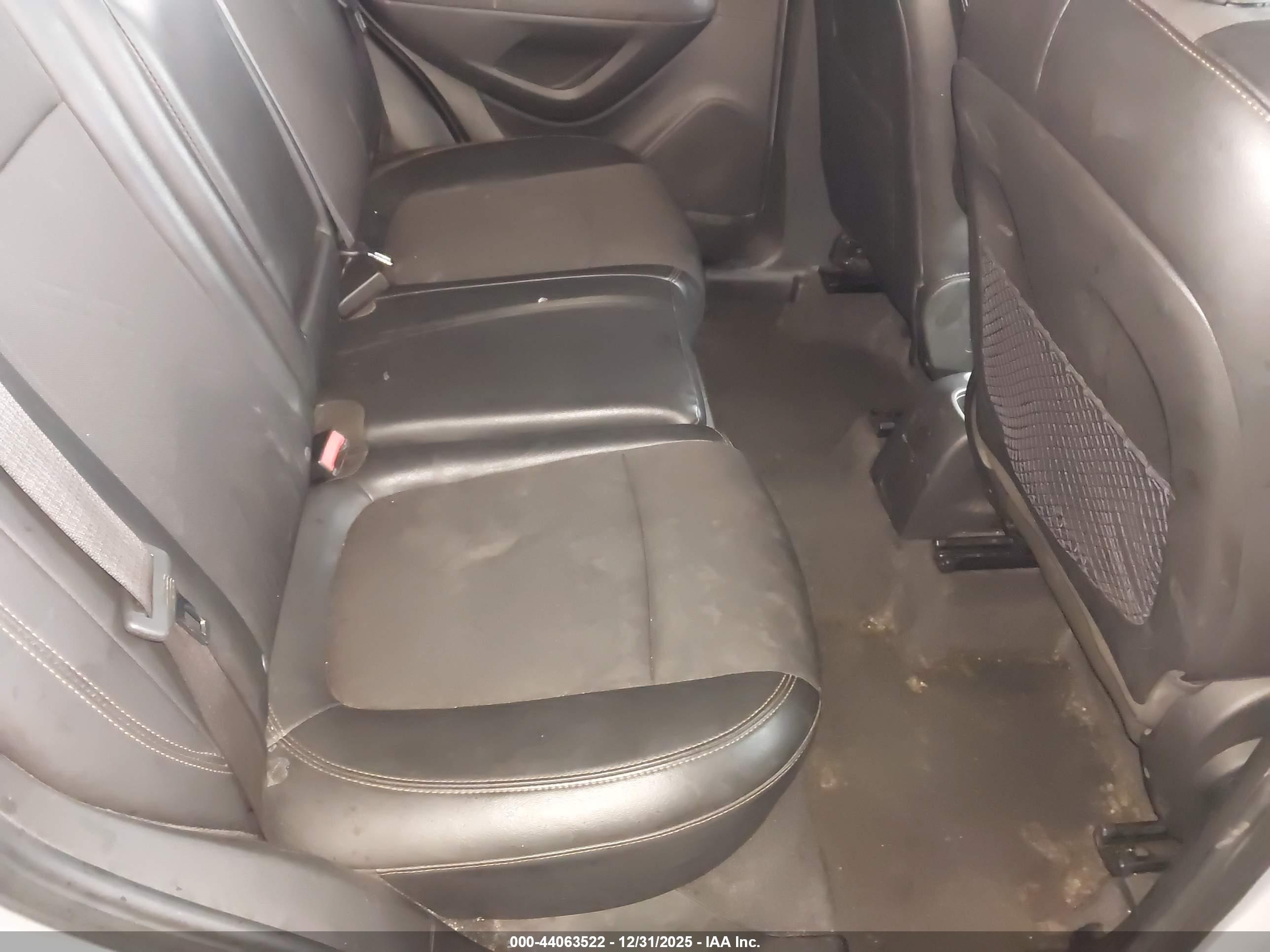 CHEVROLET TRAX image 8