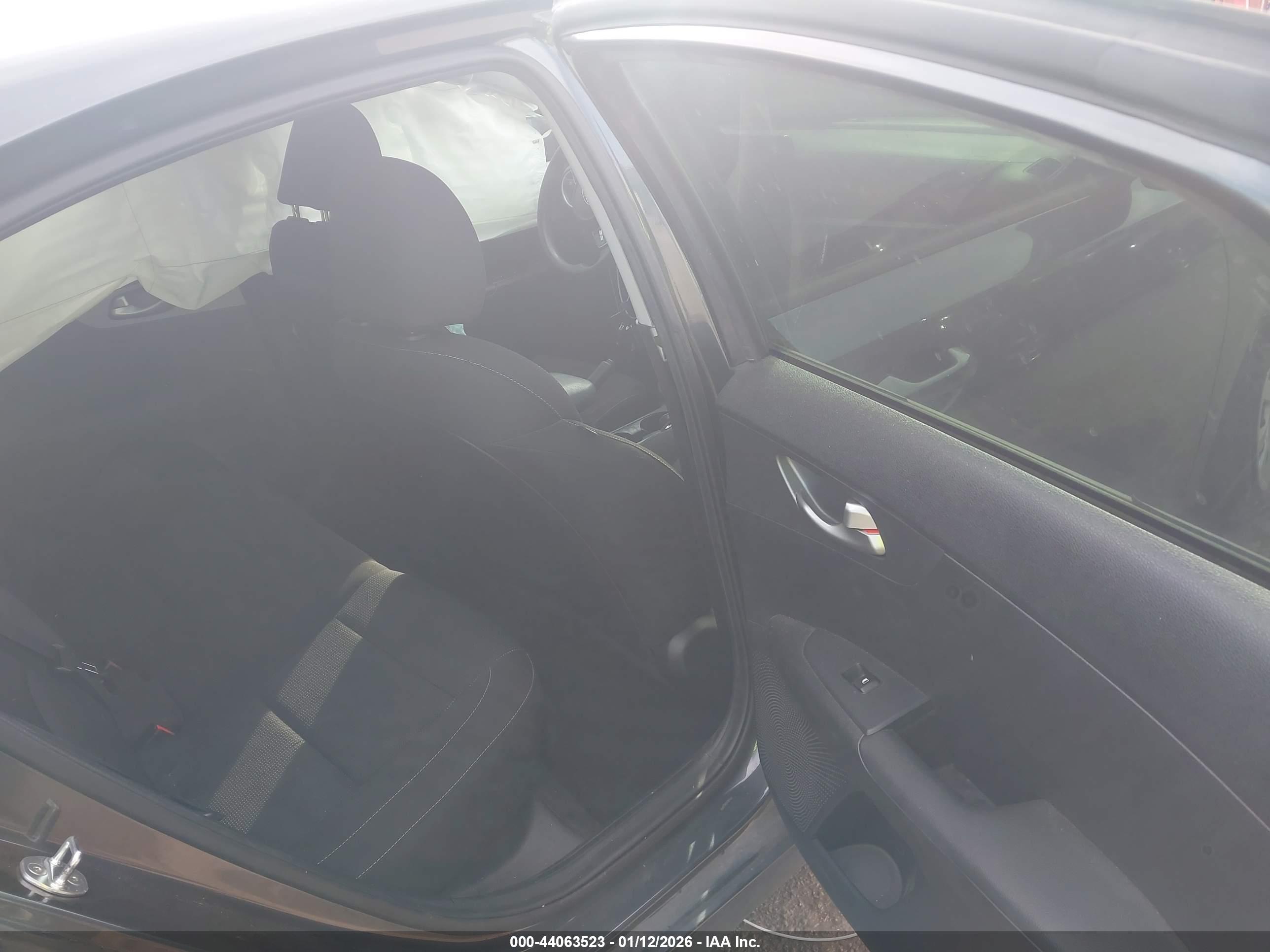 KIA FORTE image 8