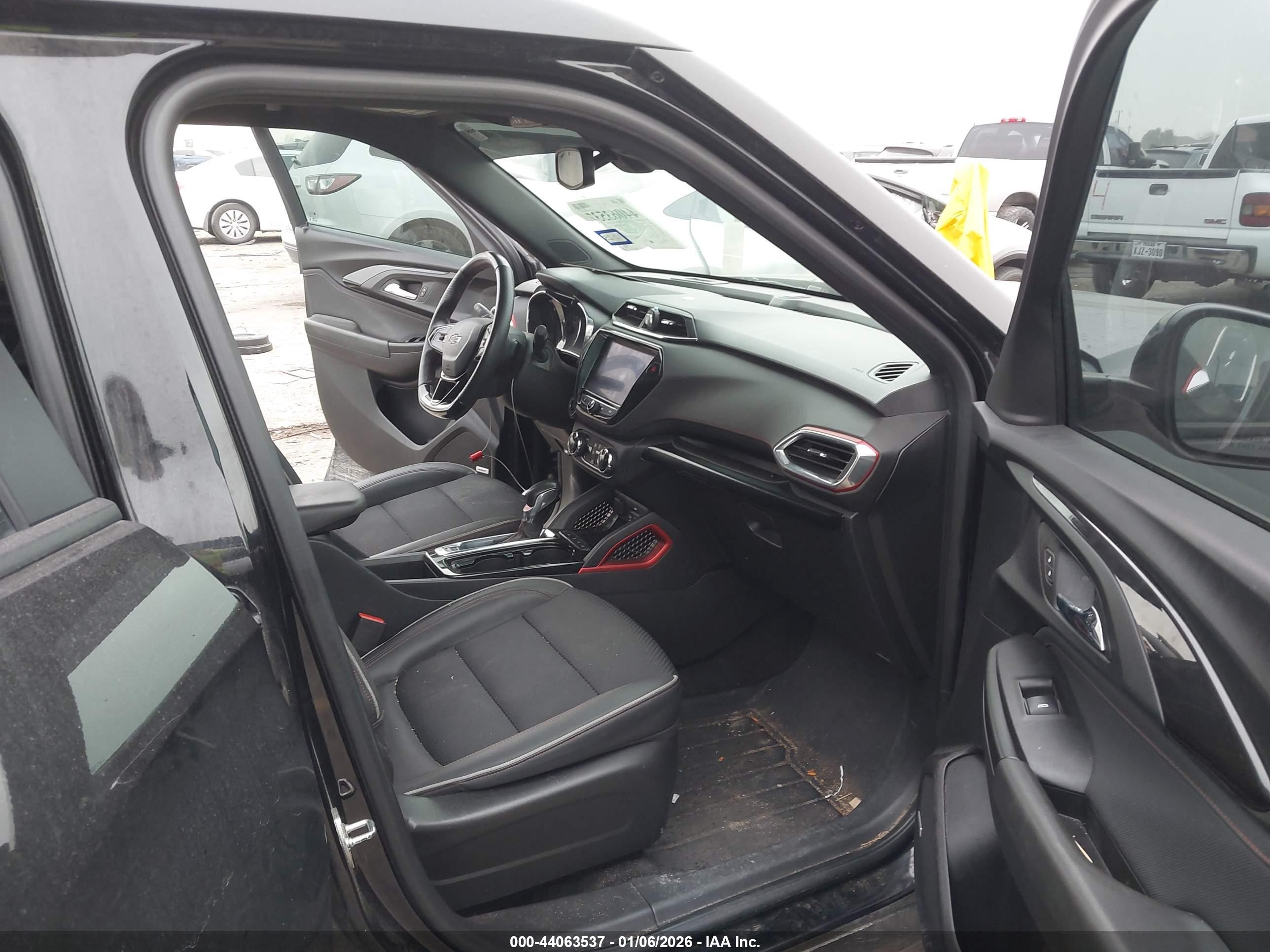 CHEVROLET TRAILBLAZER image 5