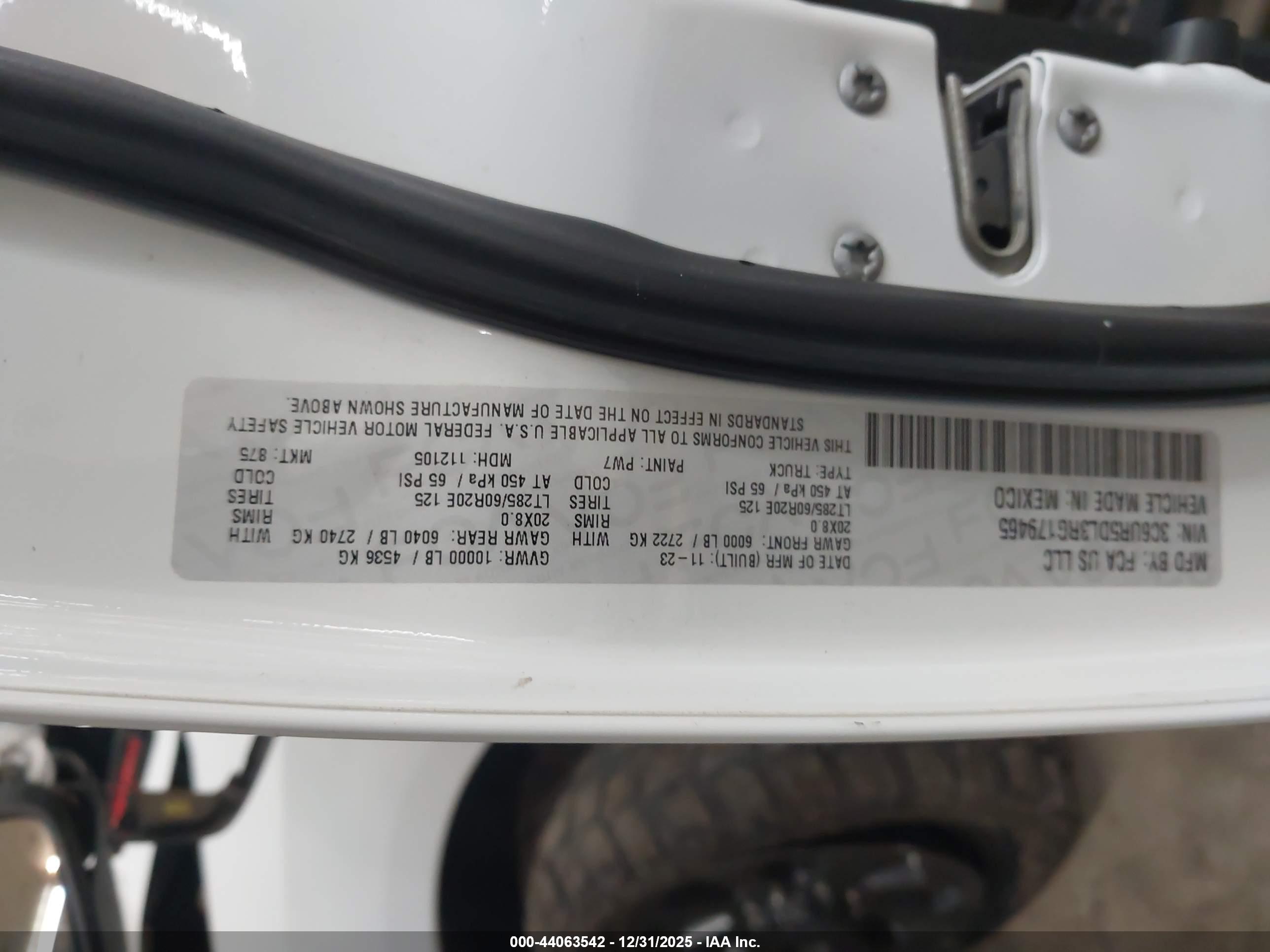 RAM 2500 image 9