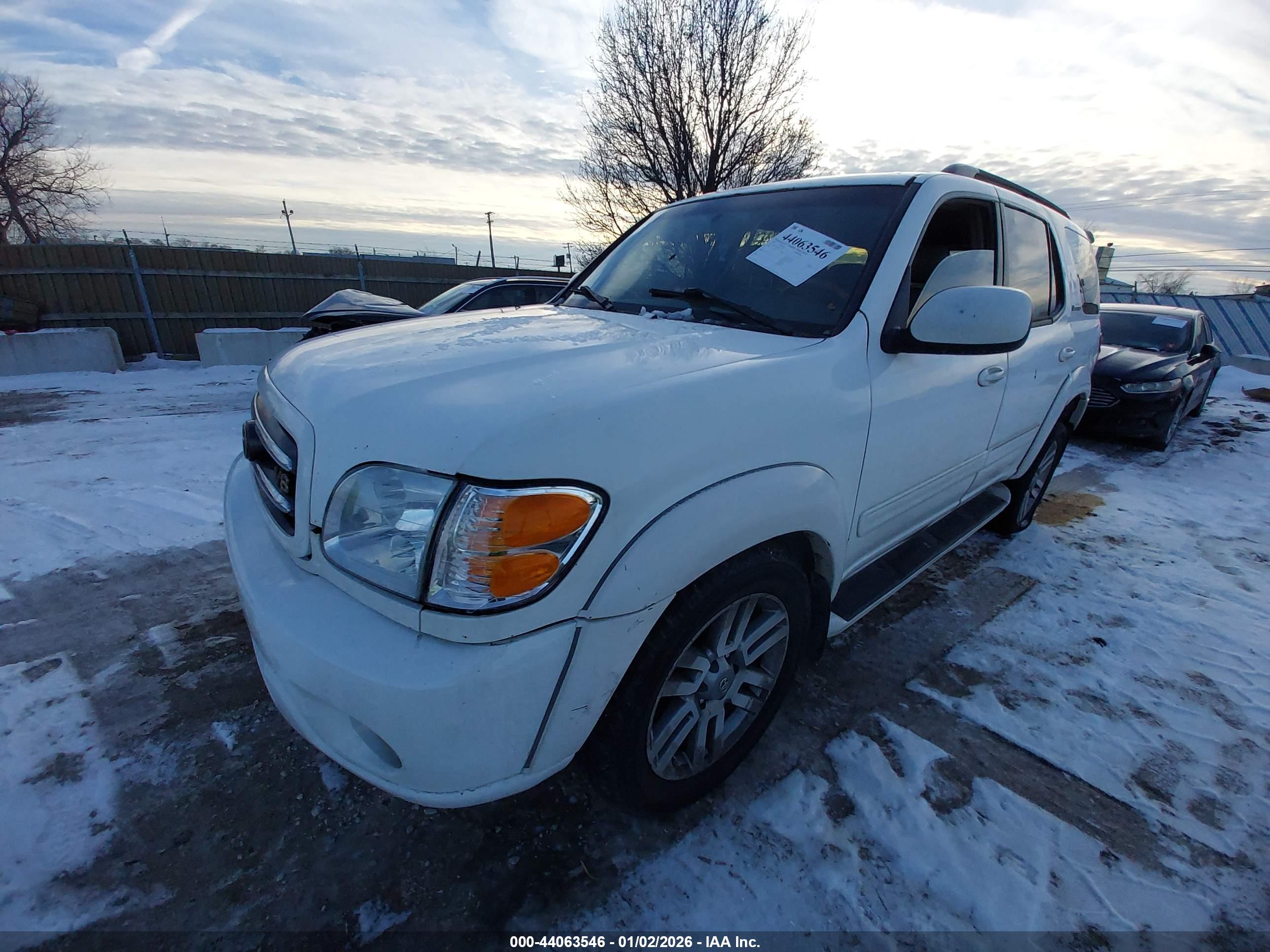 TOYOTA SEQUOIA image 2