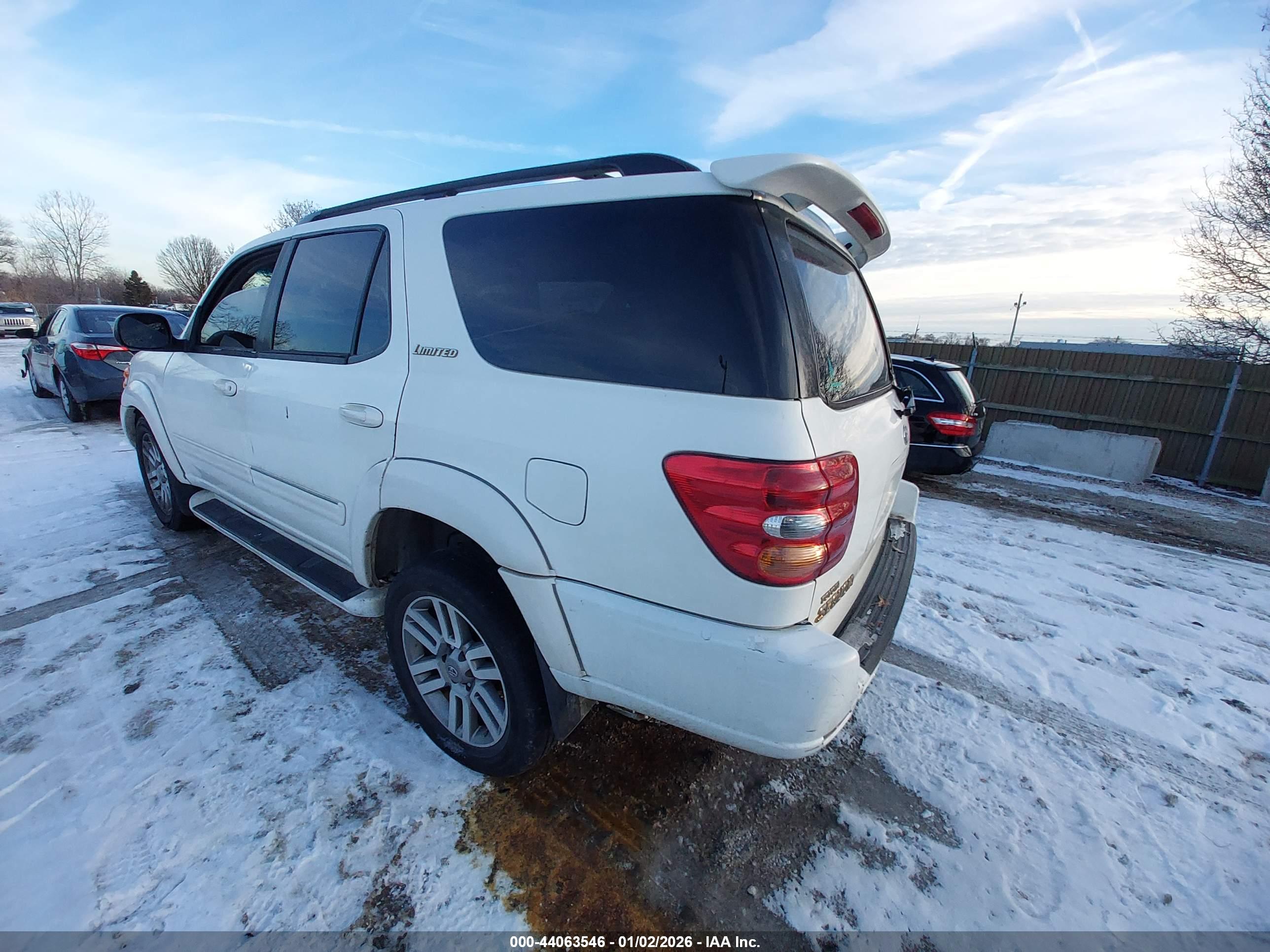 TOYOTA SEQUOIA image 3