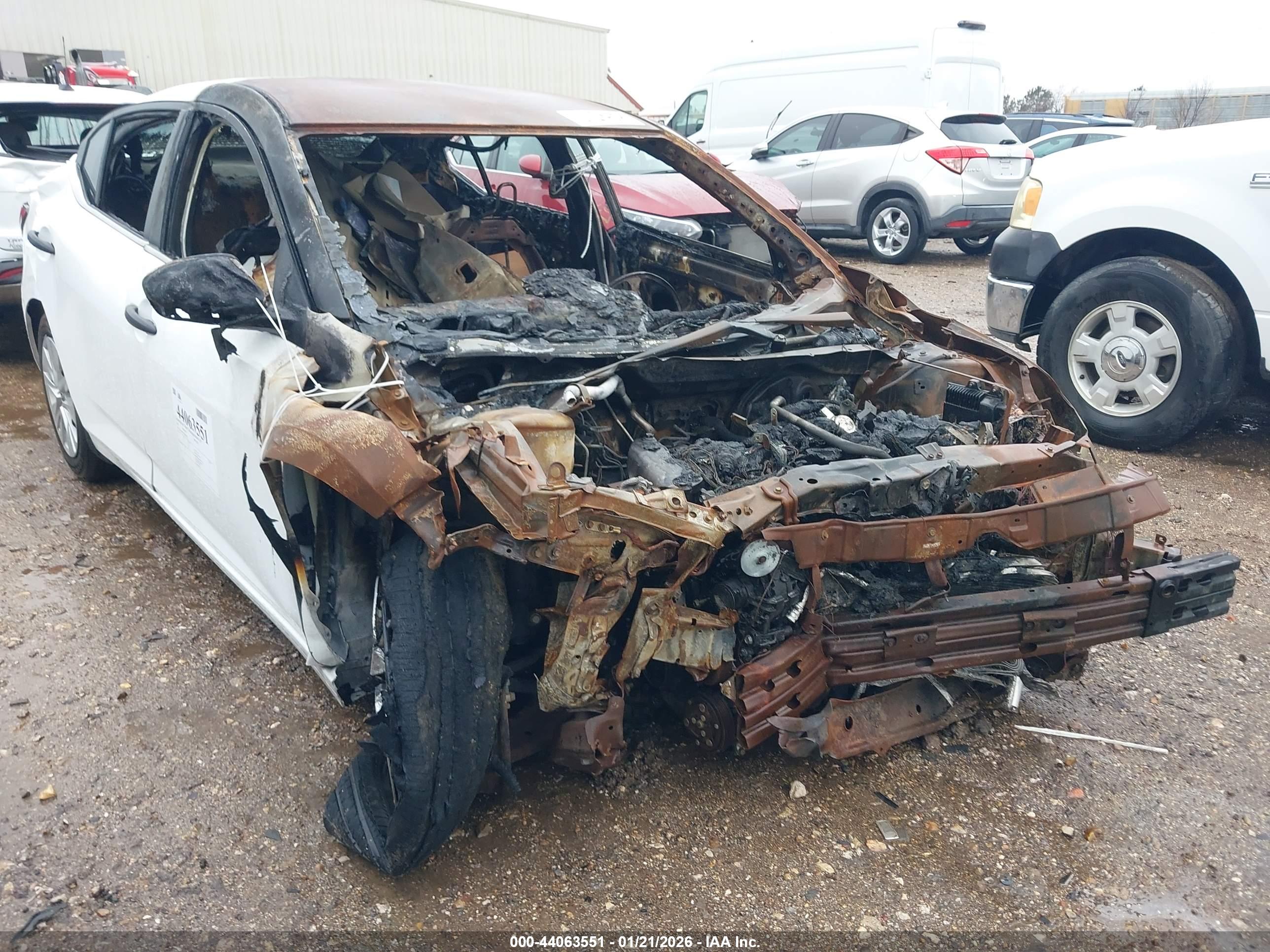NISSAN SENTRA image 6