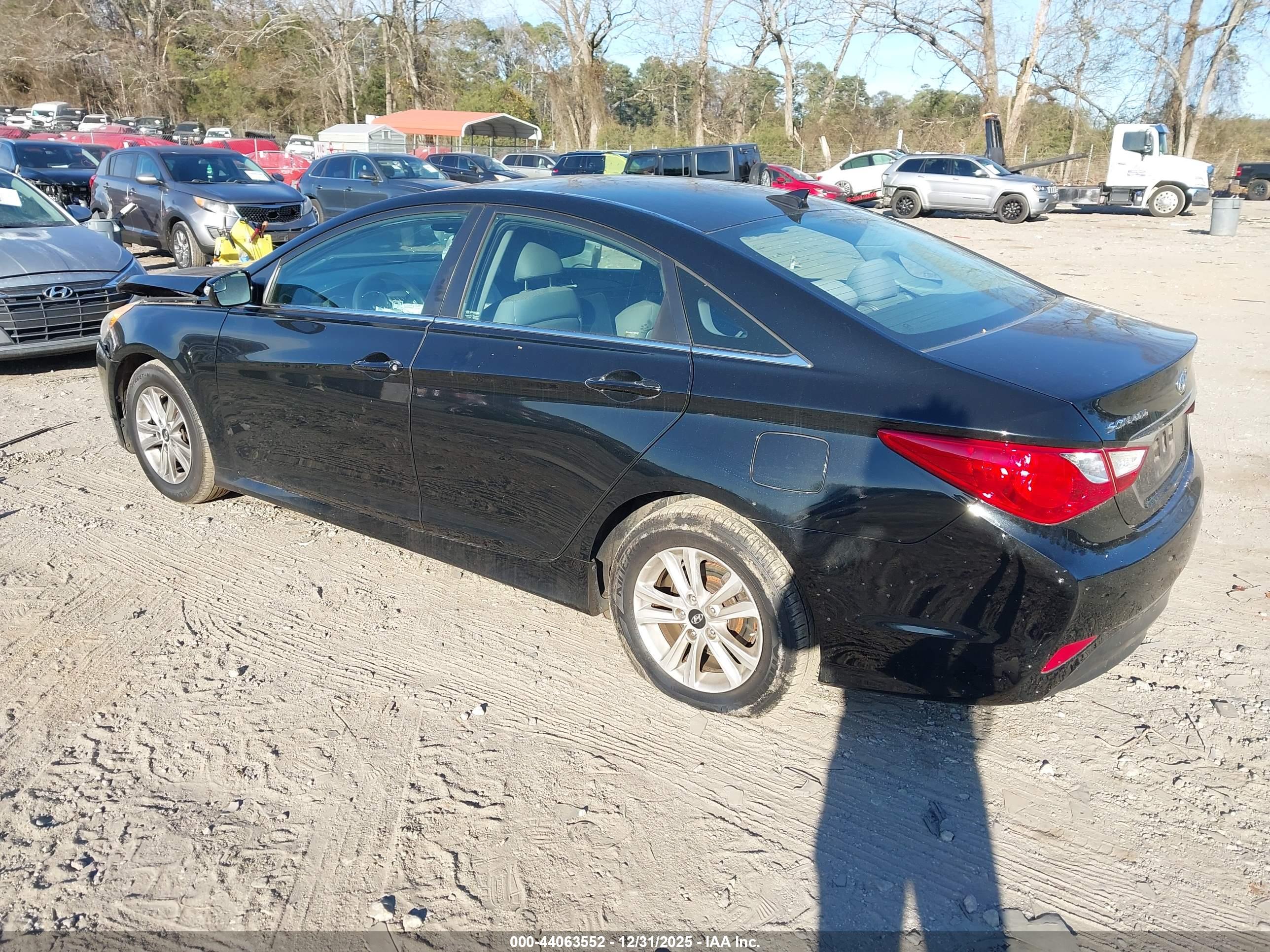 HYUNDAI SONATA image 3