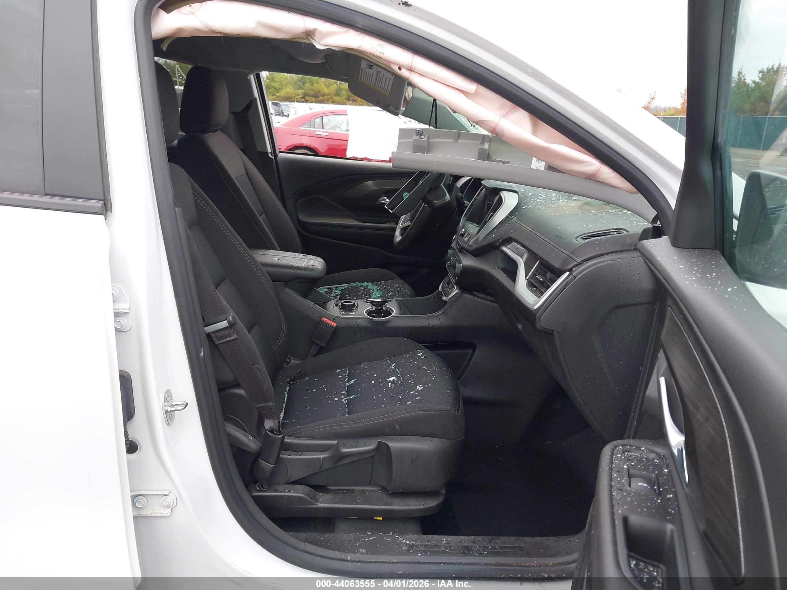 GMC TERRAIN image 5
