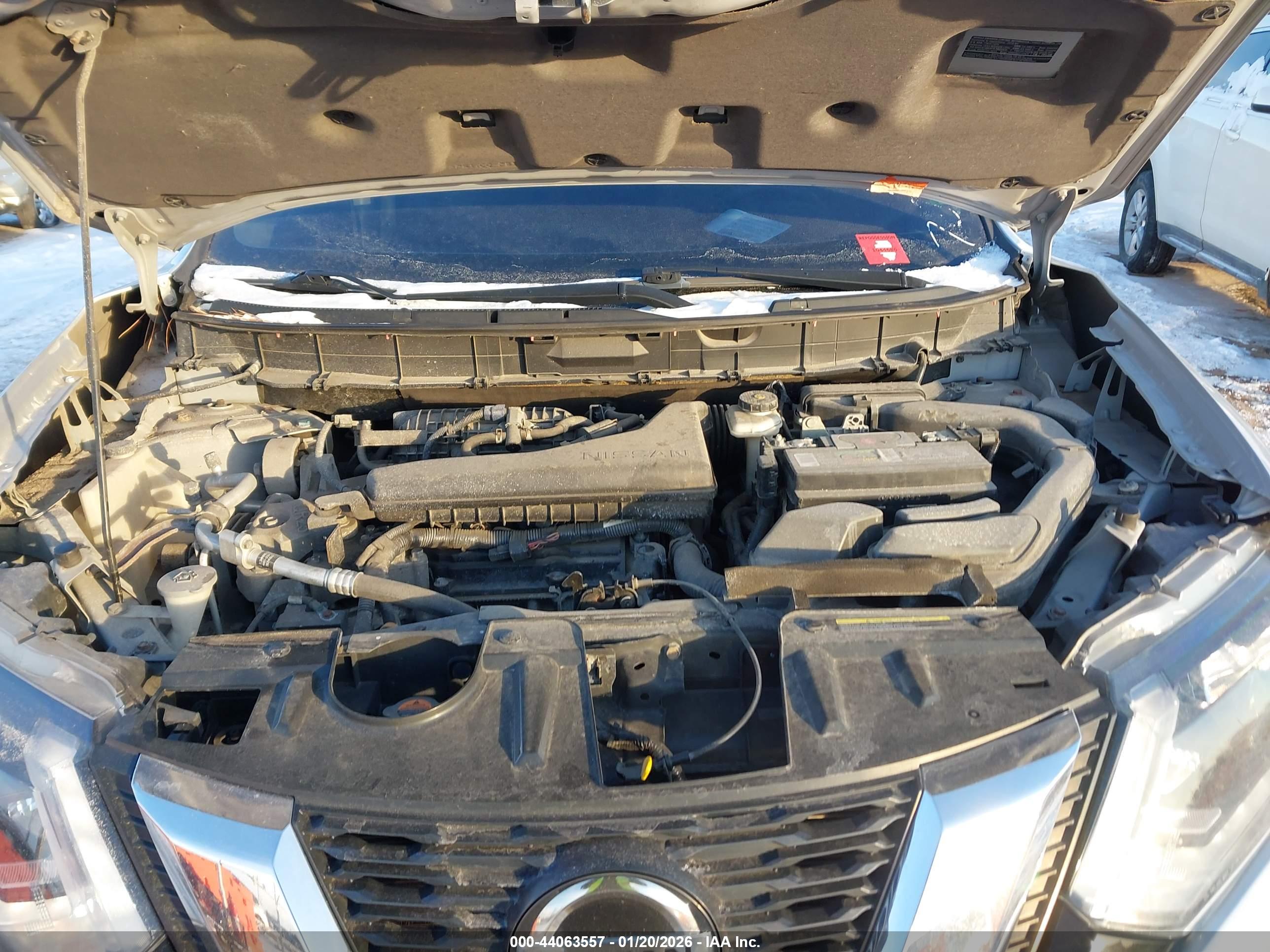 NISSAN ROGUE image 10