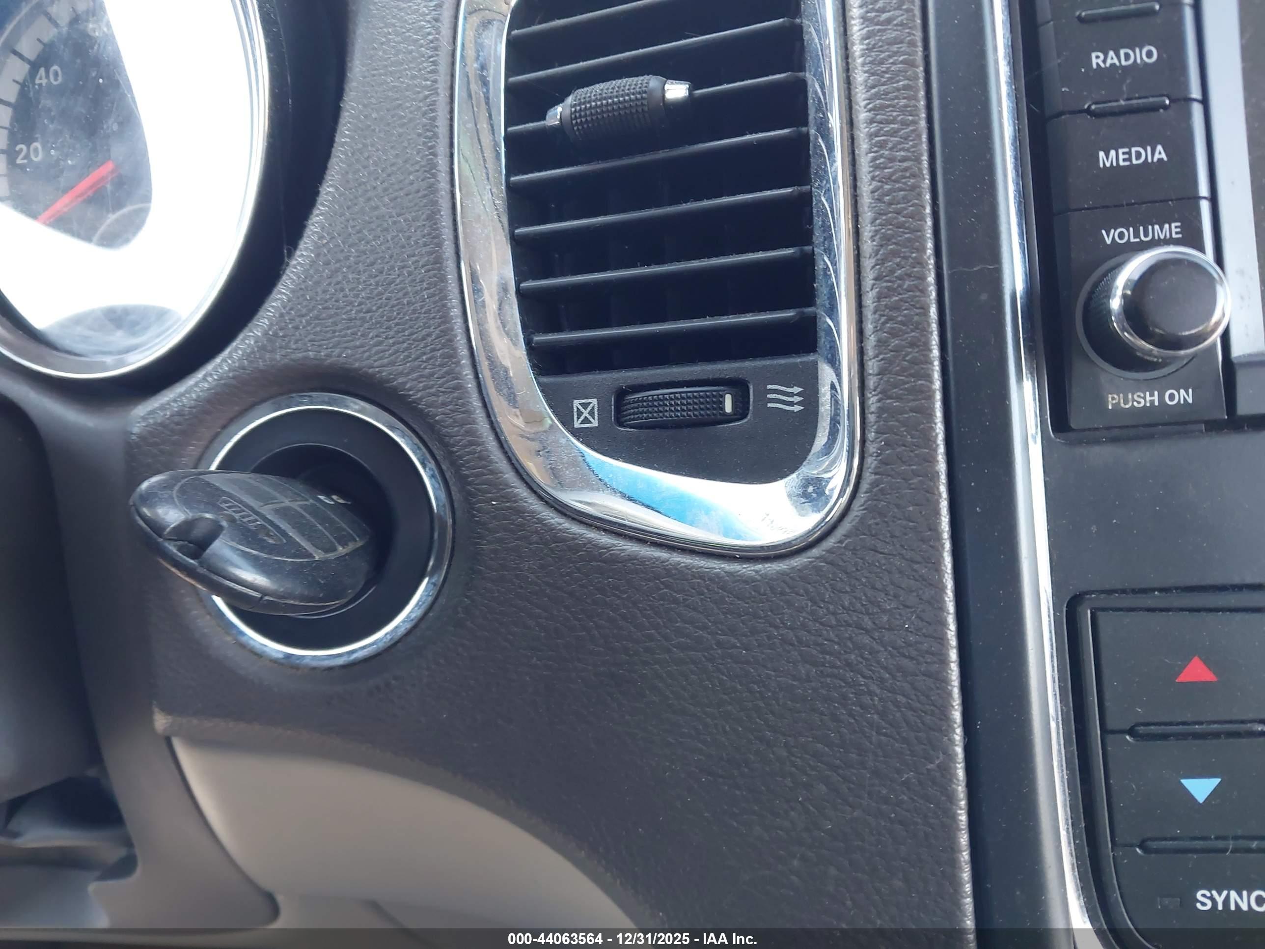 DODGE DURANGO image 11