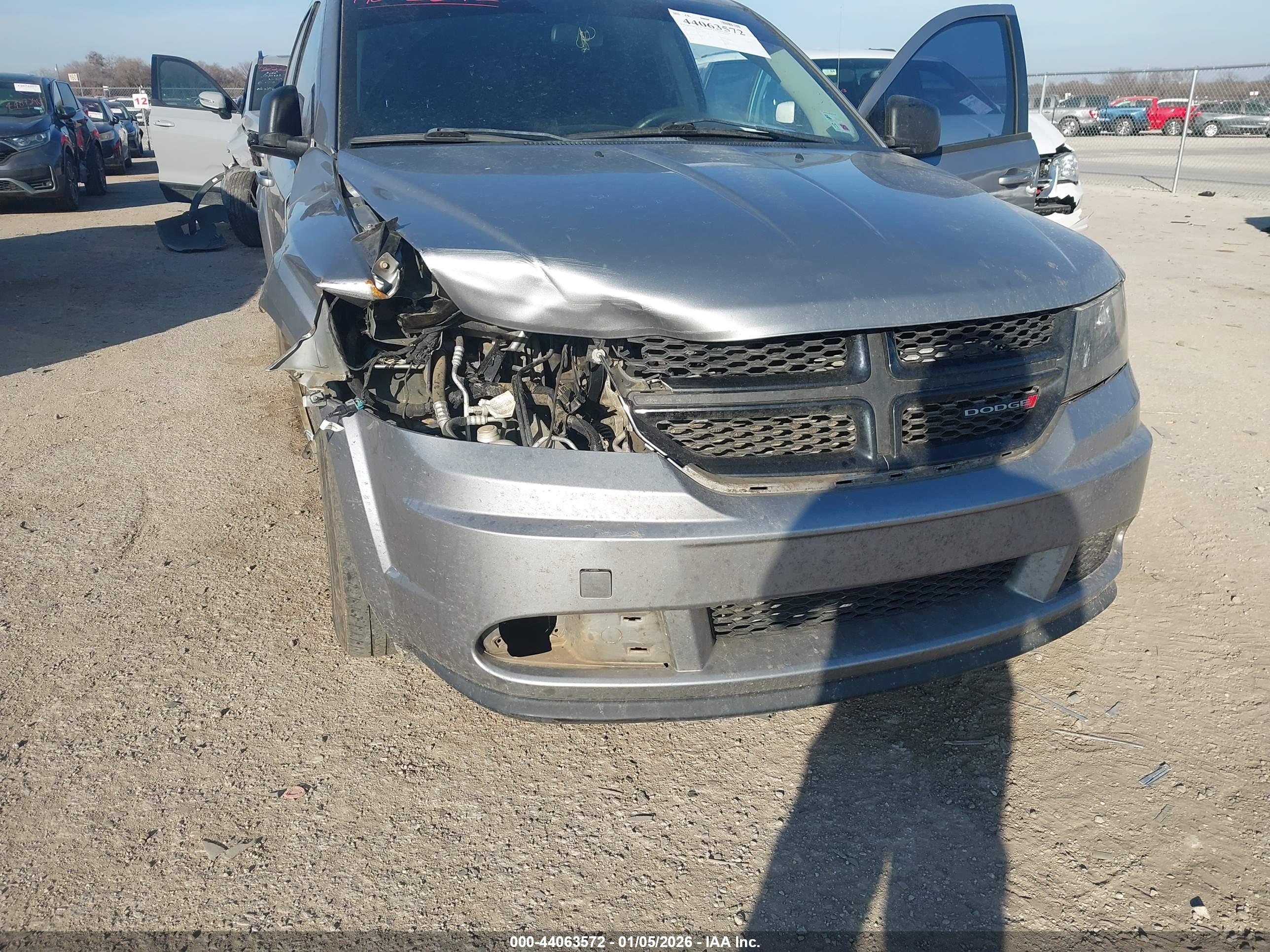 DODGE JOURNEY image 6