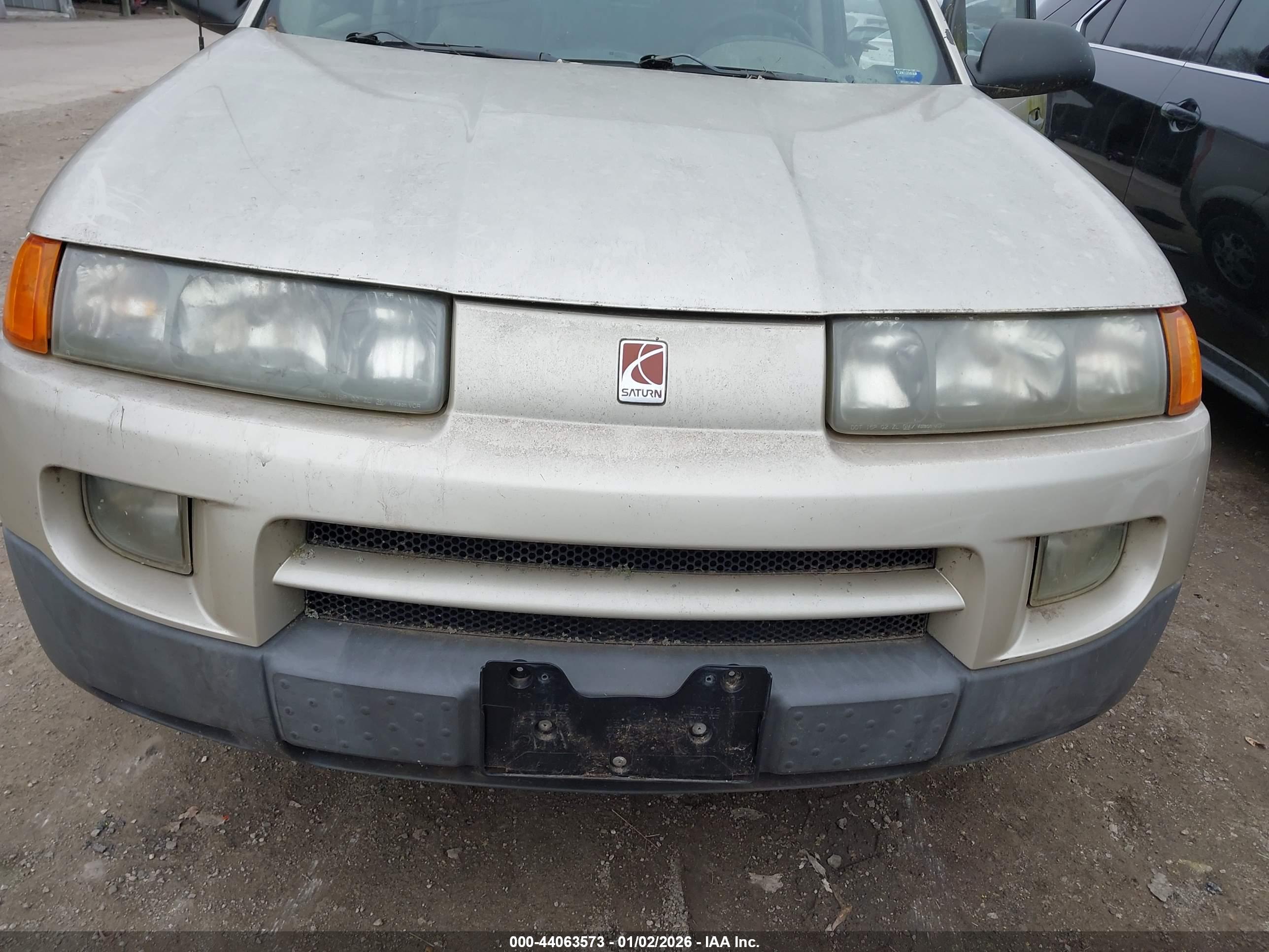 SATURN VUE image 6