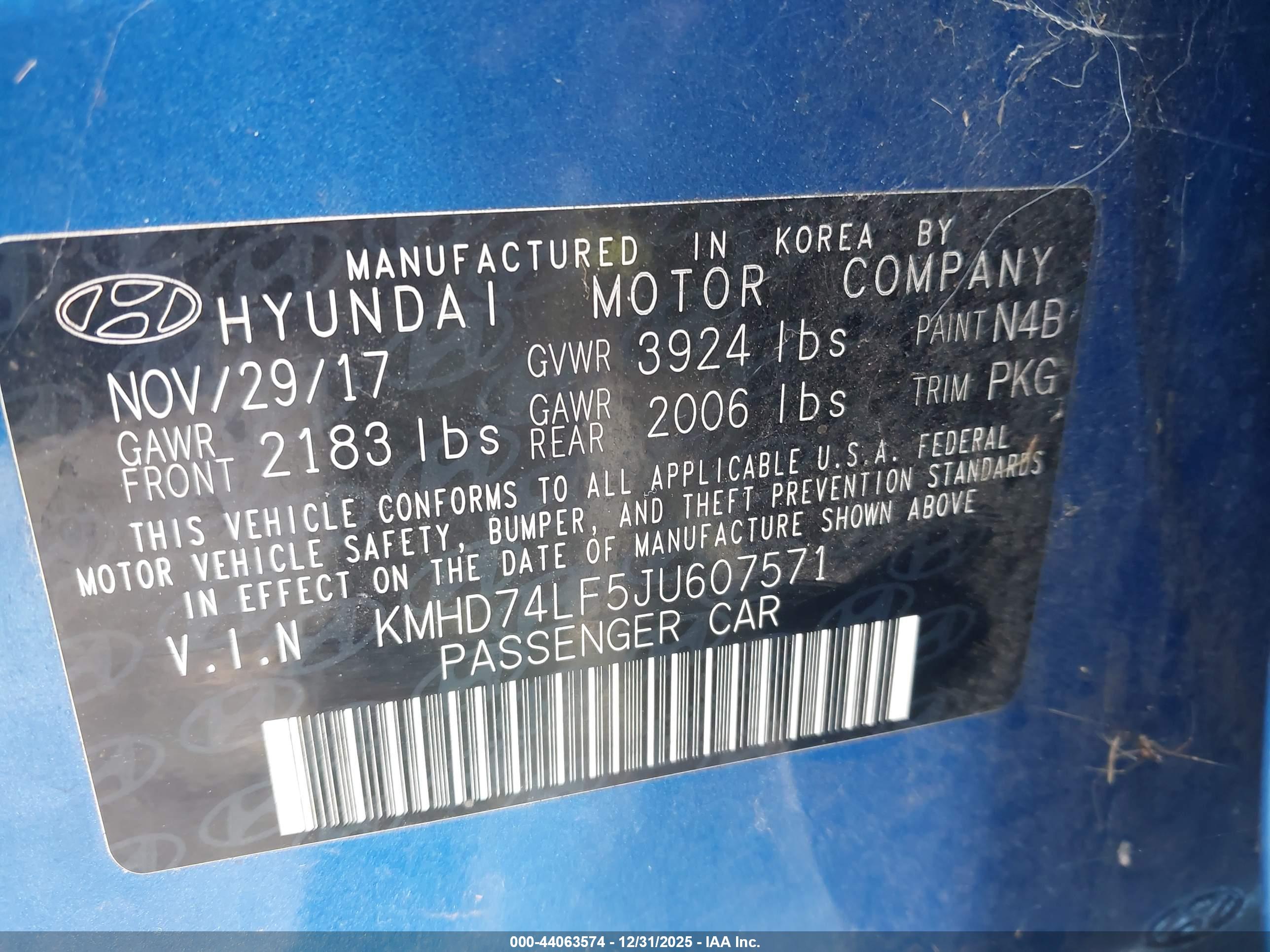 HYUNDAI ELANTRA image 9