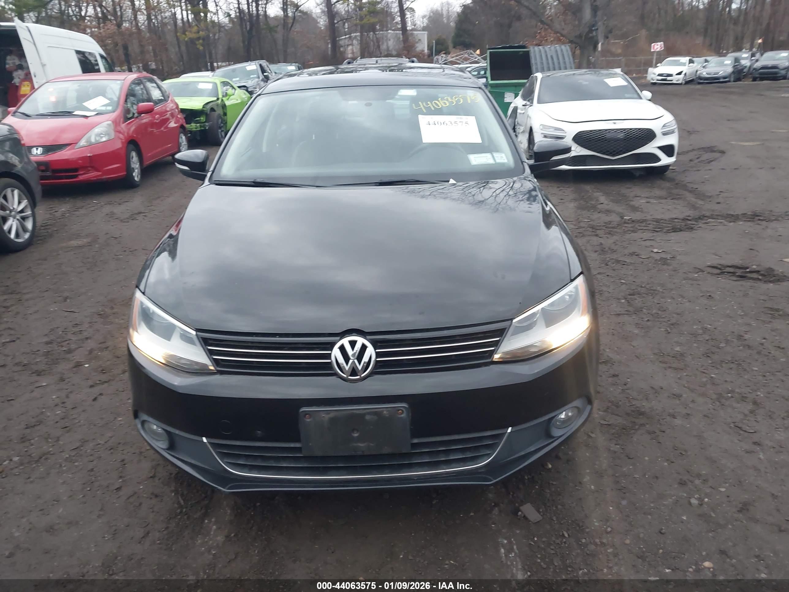 VOLKSWAGEN JETTA image 6