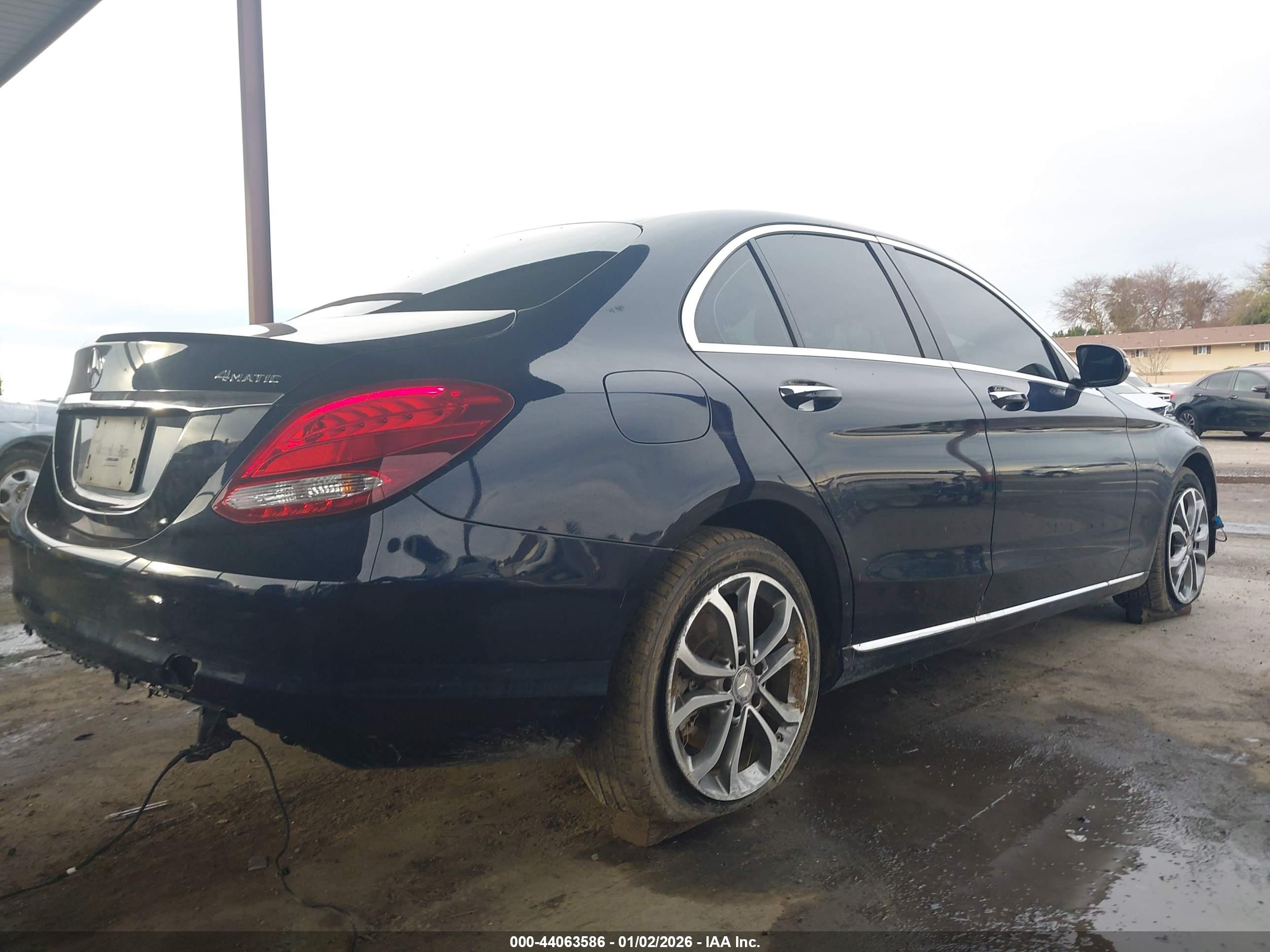 MERCEDES-BENZ C image 4