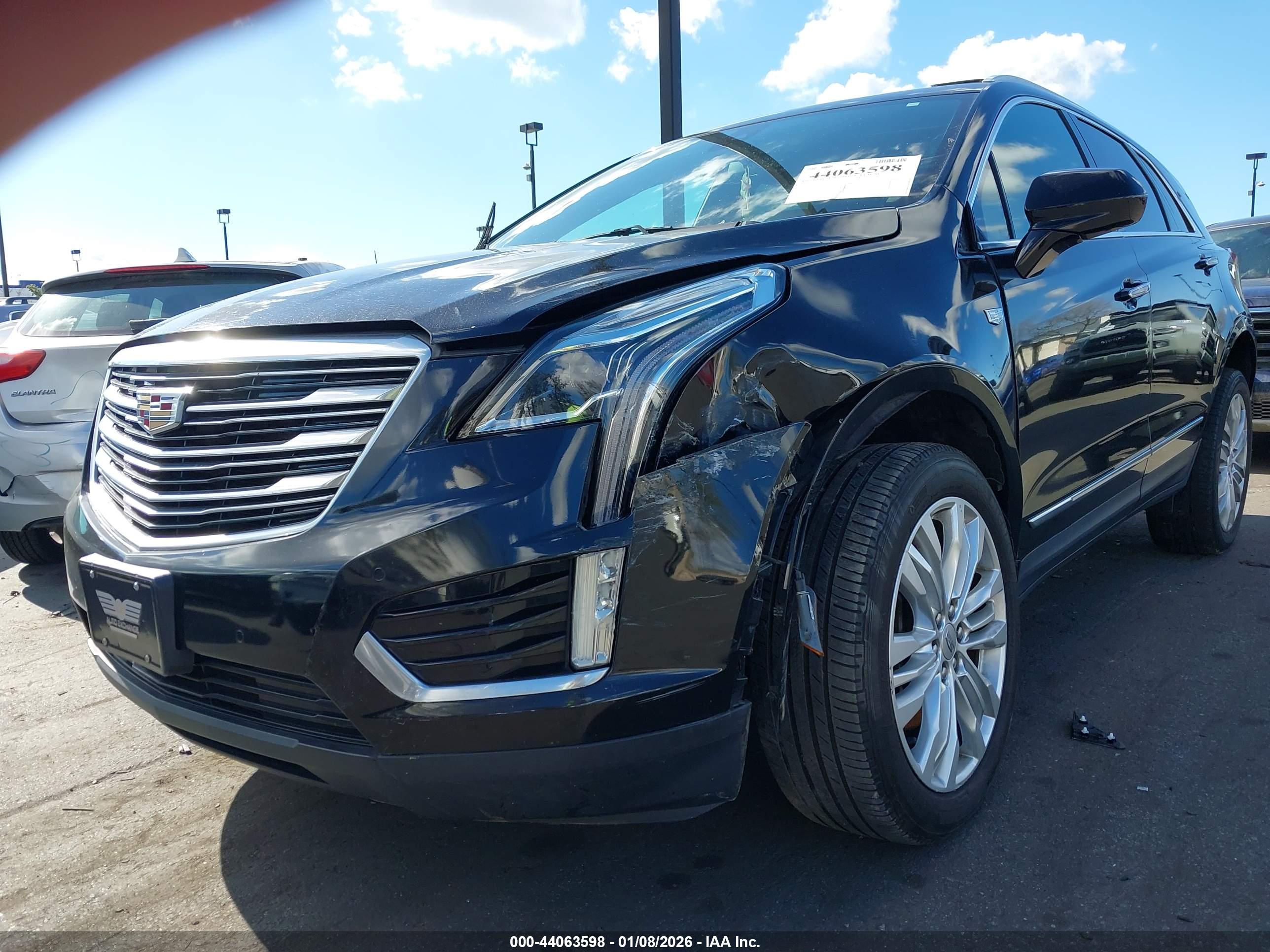 CADILLAC XT5 image 6