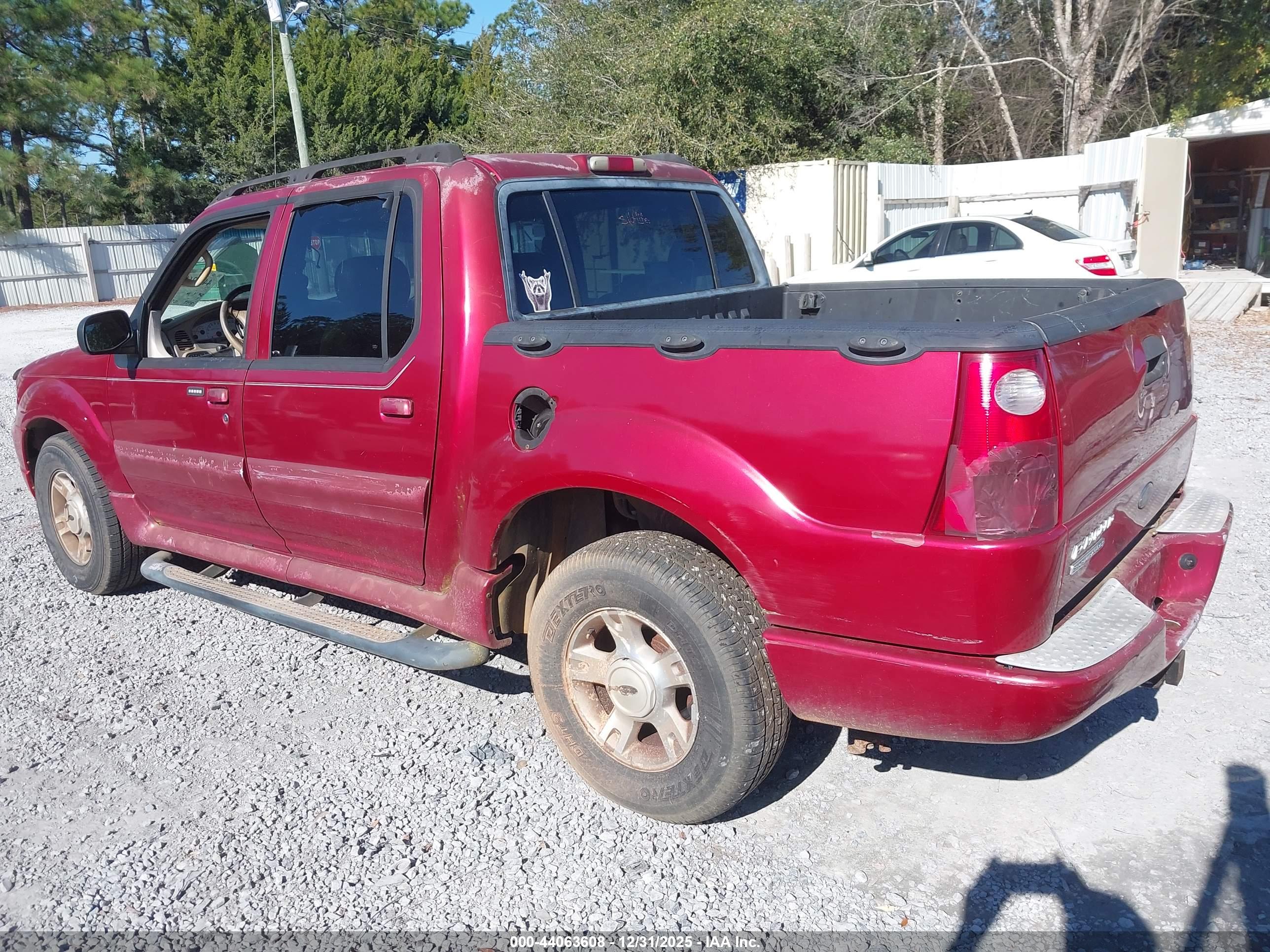 FORD EXPLORER image 3