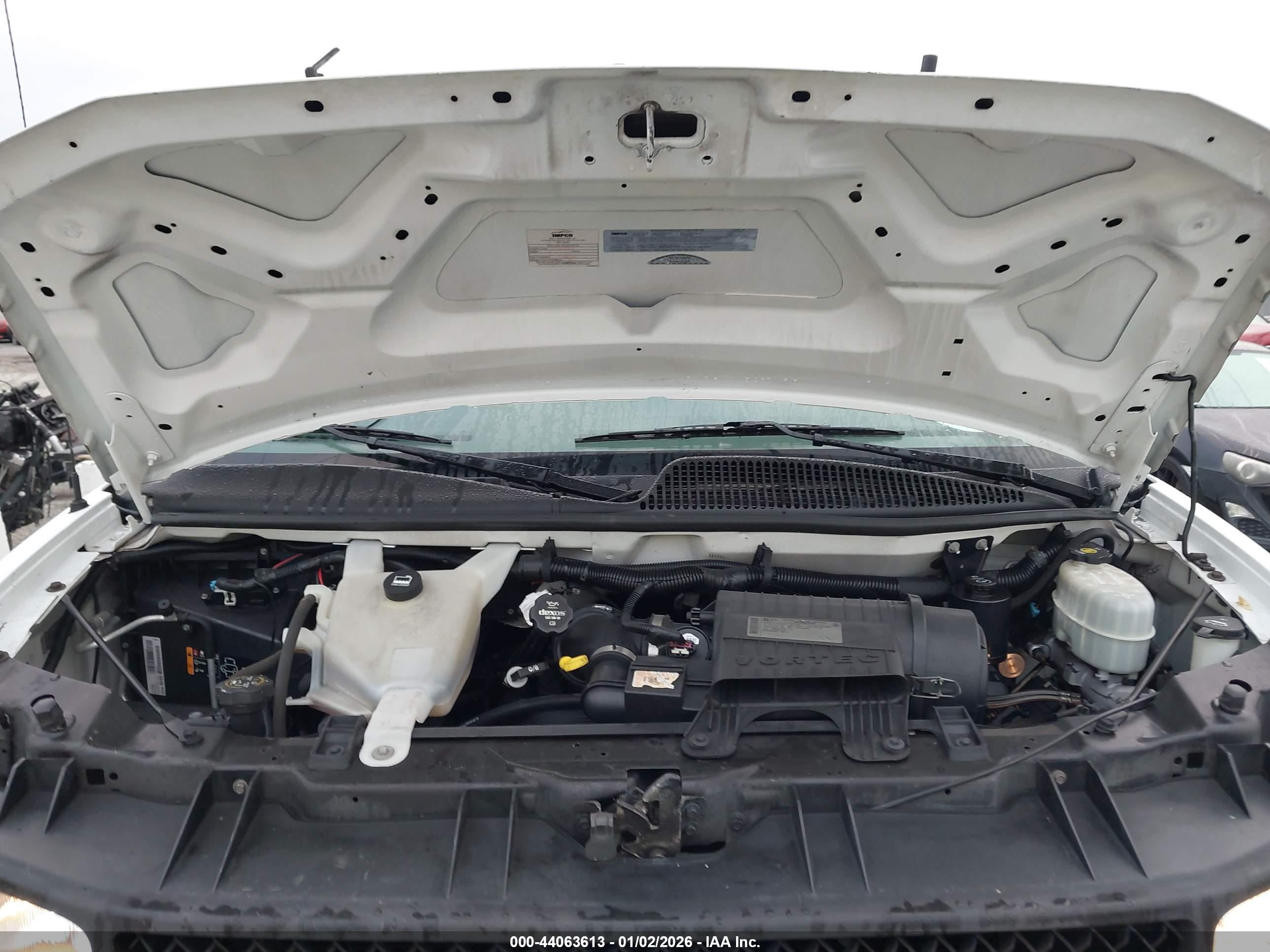 CHEVROLET EXPRESS image 10