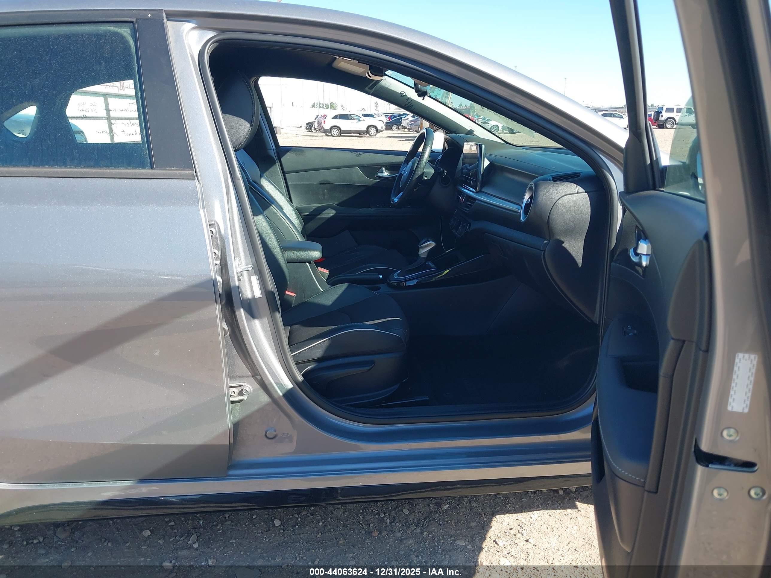 KIA FORTE image 5