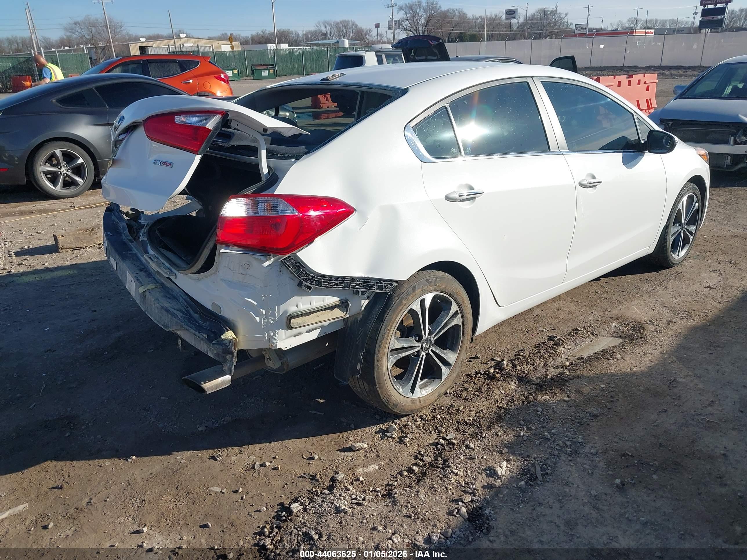 KIA FORTE image 4