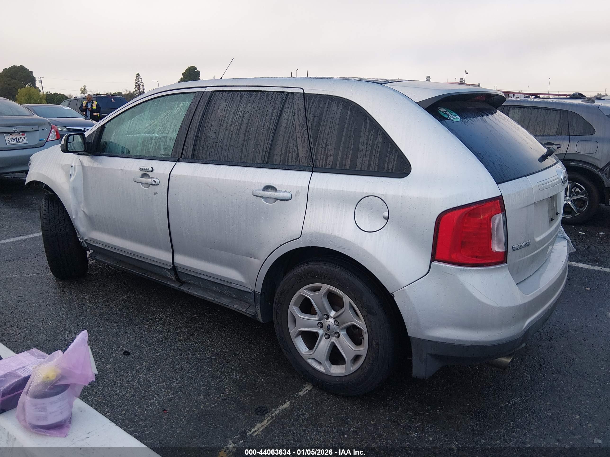 FORD EDGE image 3