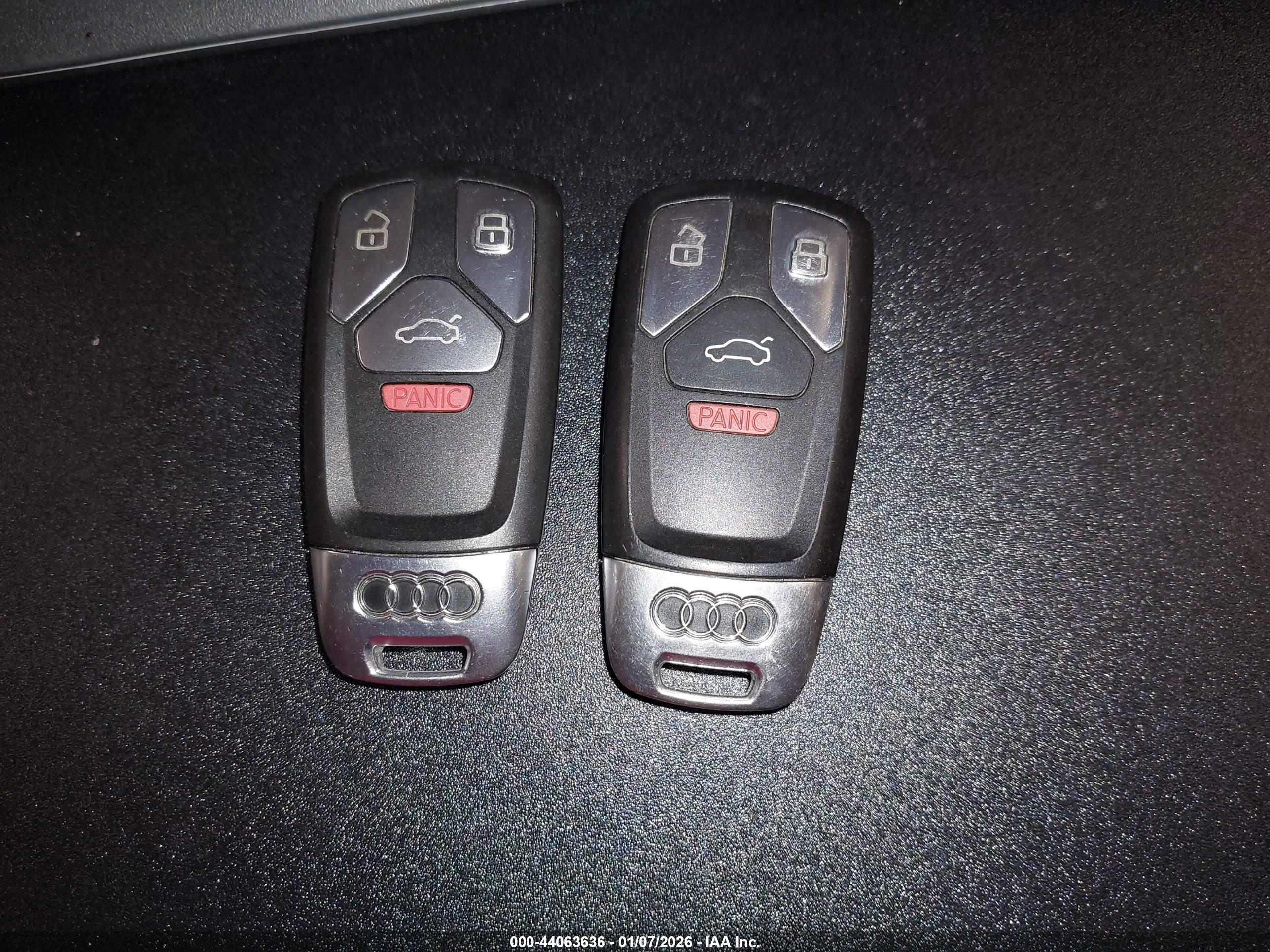 AUDI TT image 11