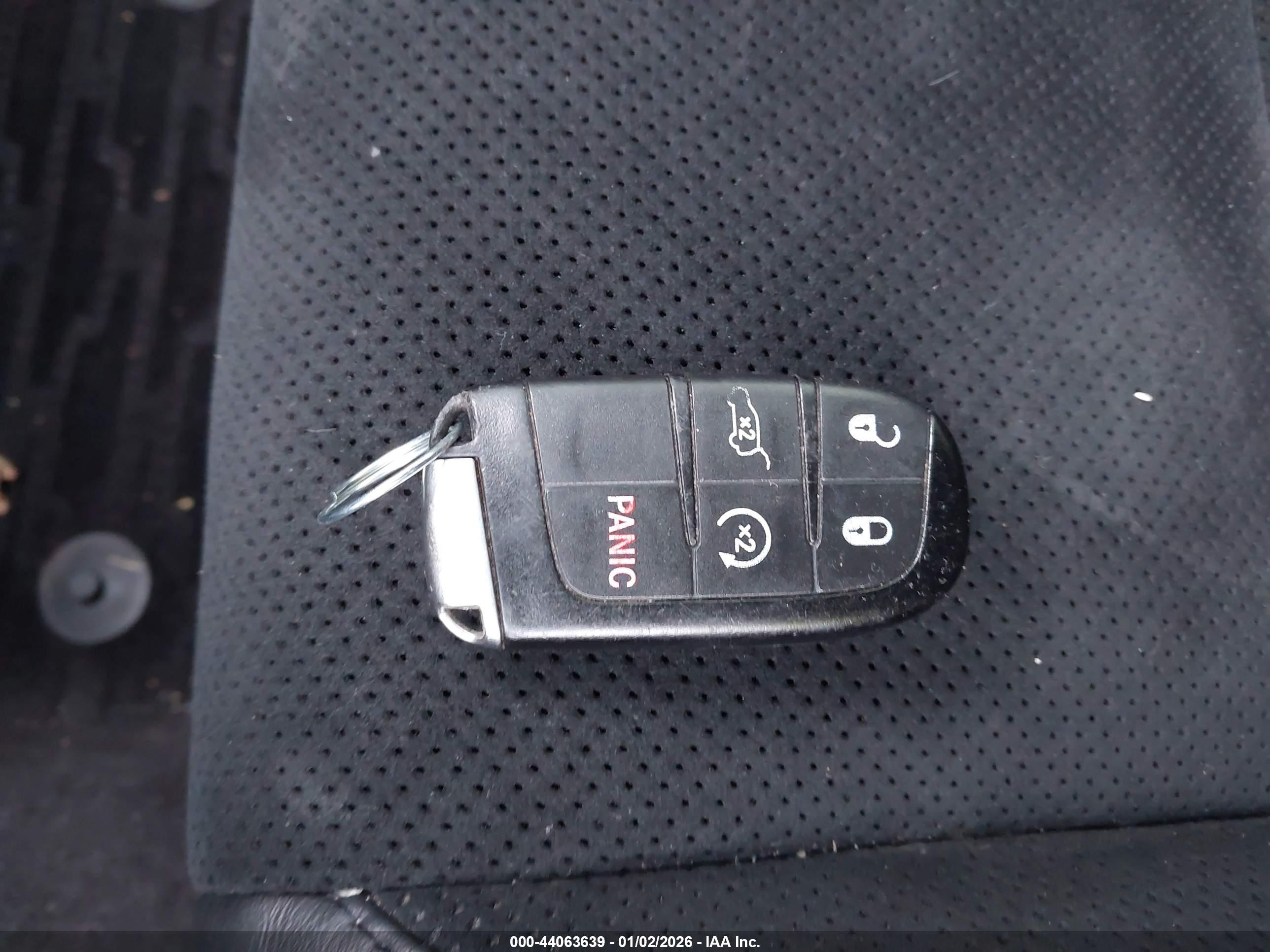 JEEP GRAND image 11
