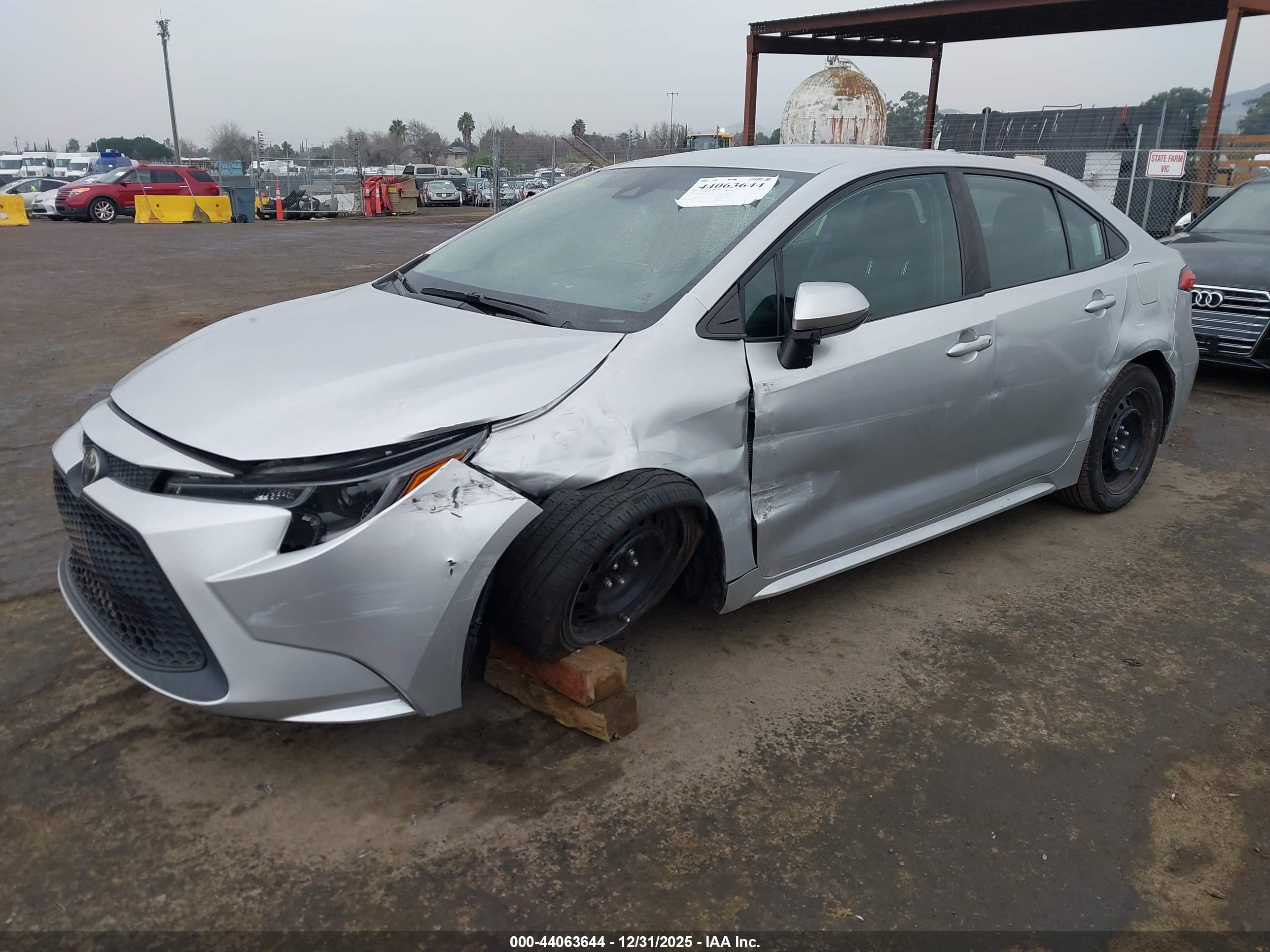 TOYOTA COROLLA image 2