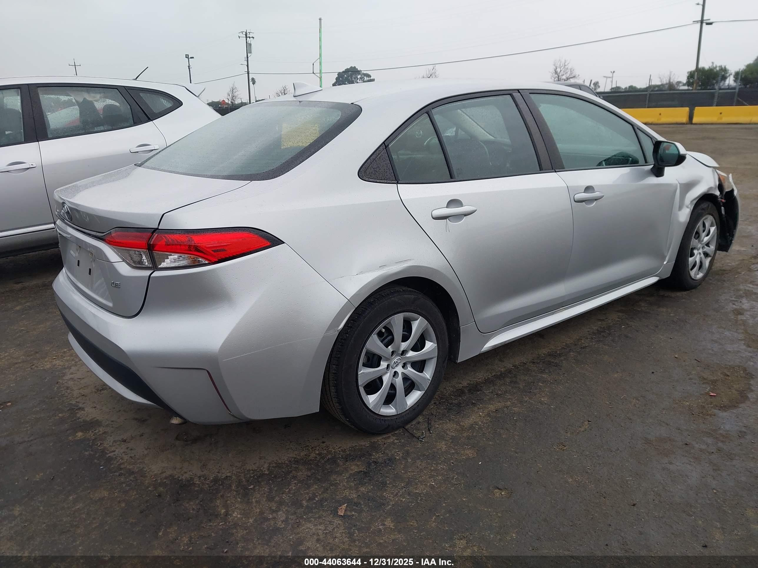 TOYOTA COROLLA image 4