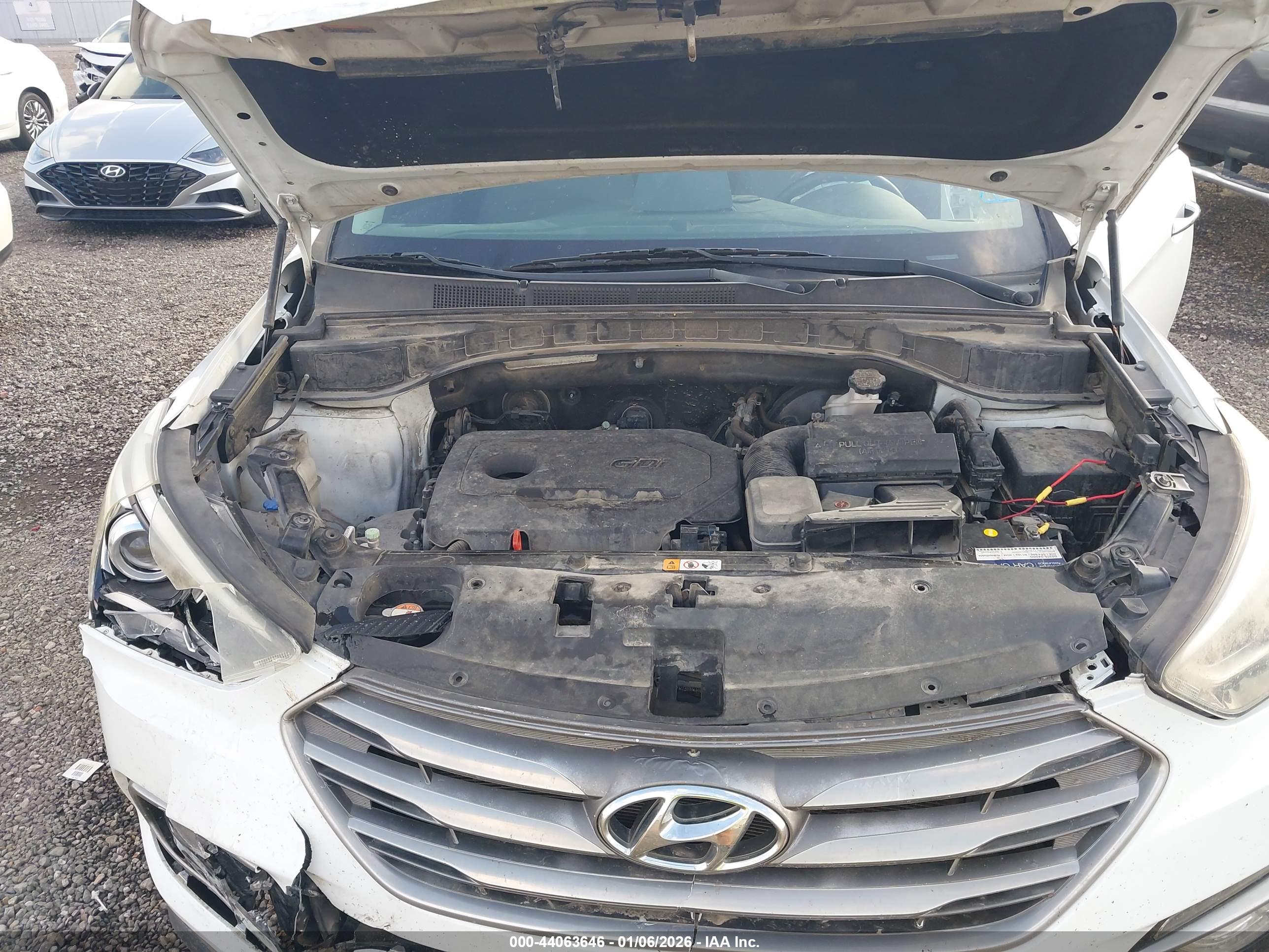 HYUNDAI SANTA image 10