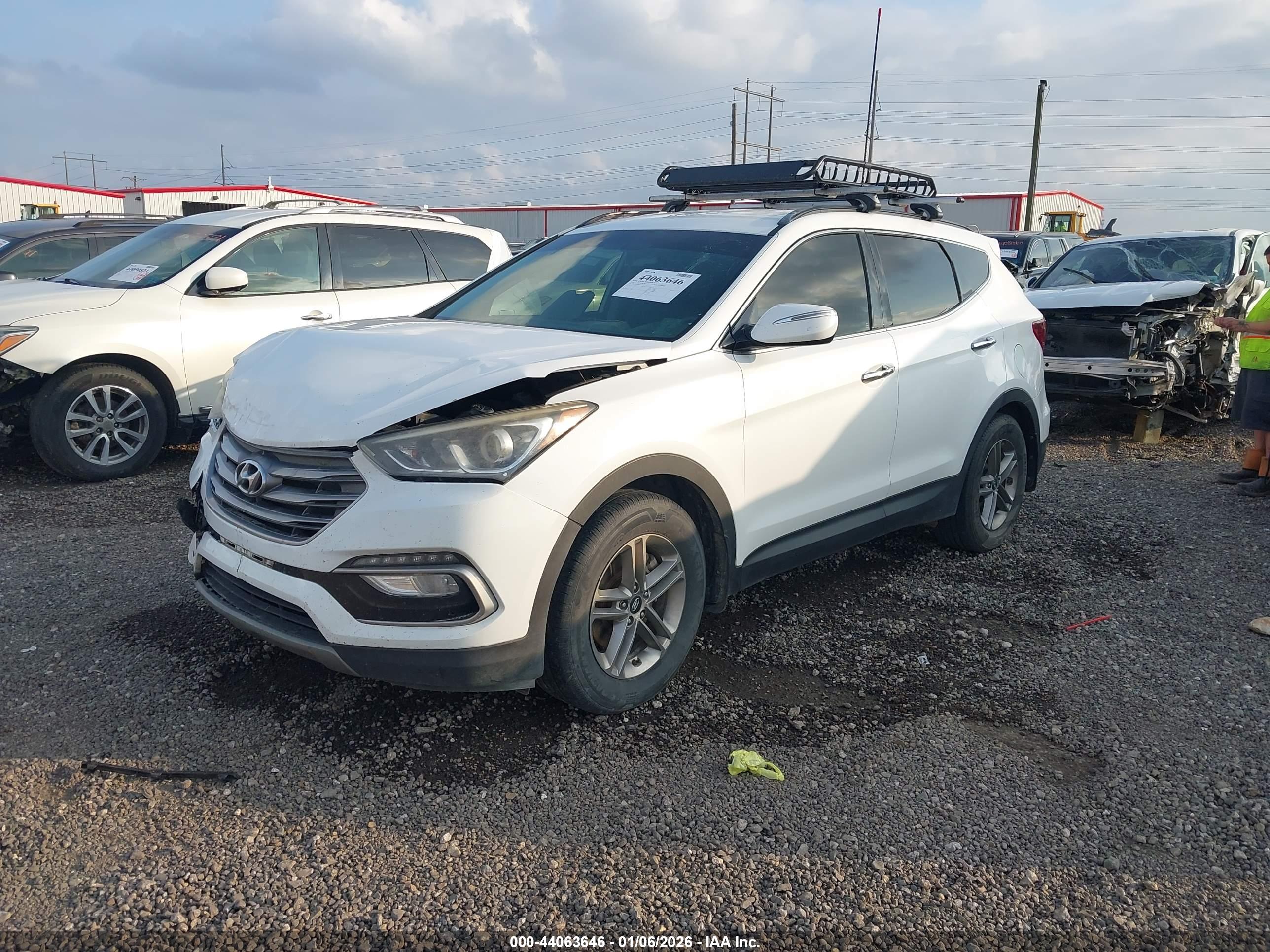 HYUNDAI SANTA image 2