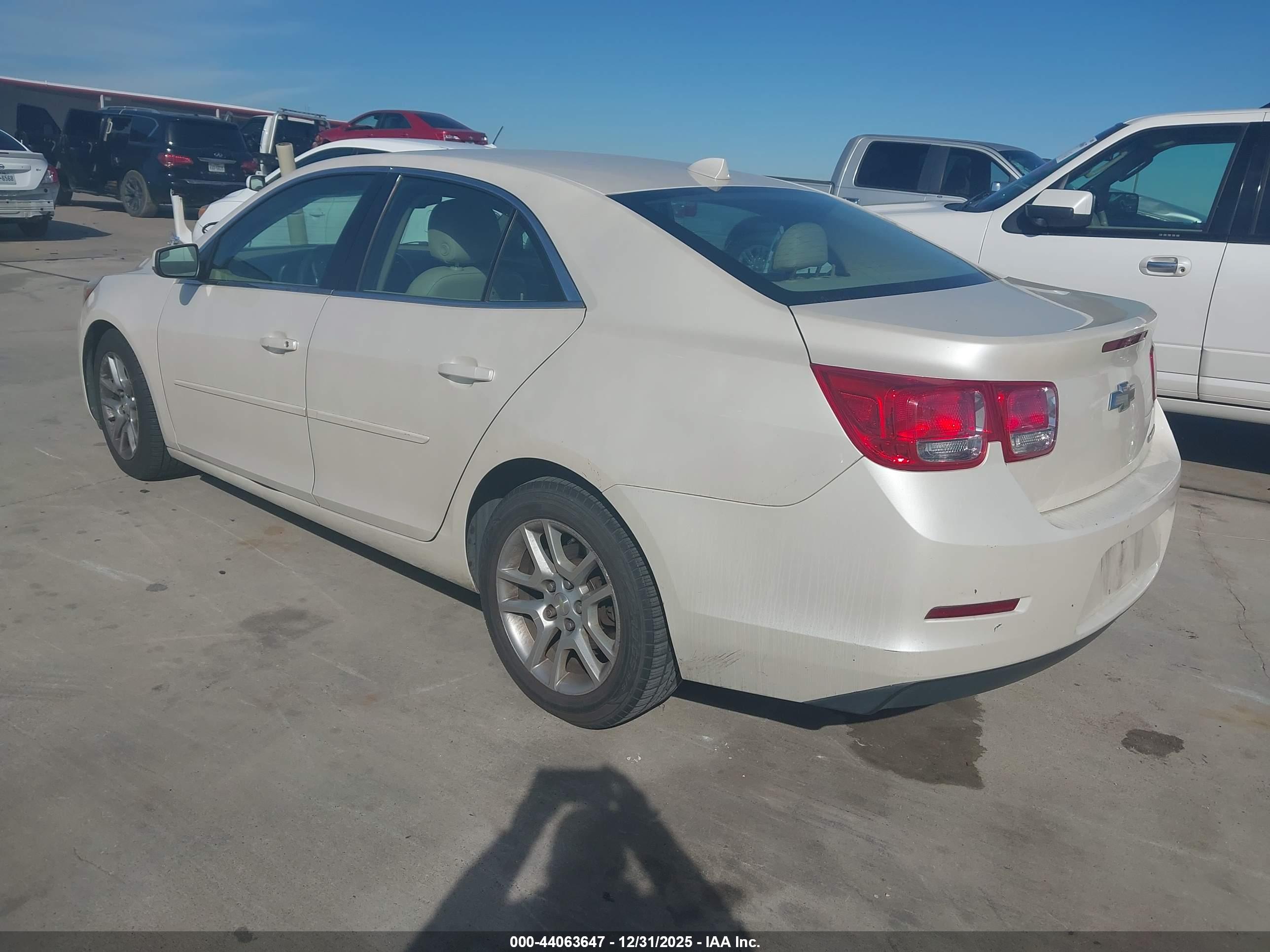 CHEVROLET MALIBU image 3