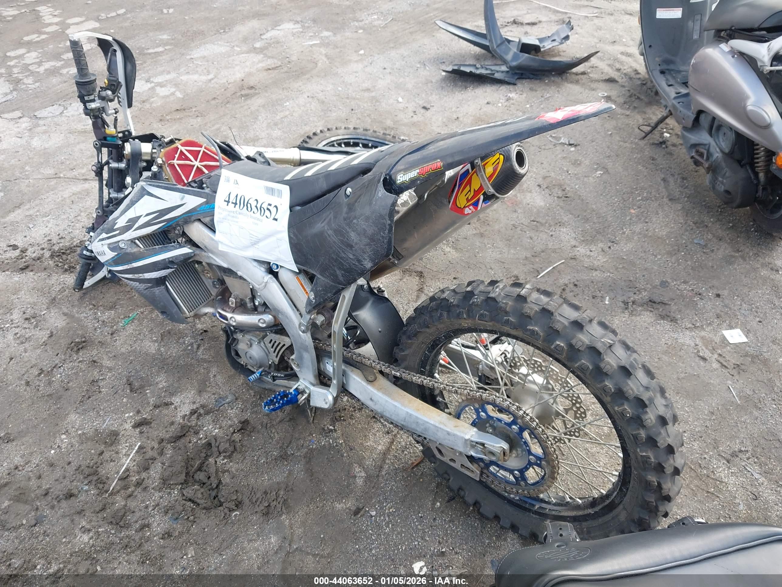YAMAHA YZ450 image 3