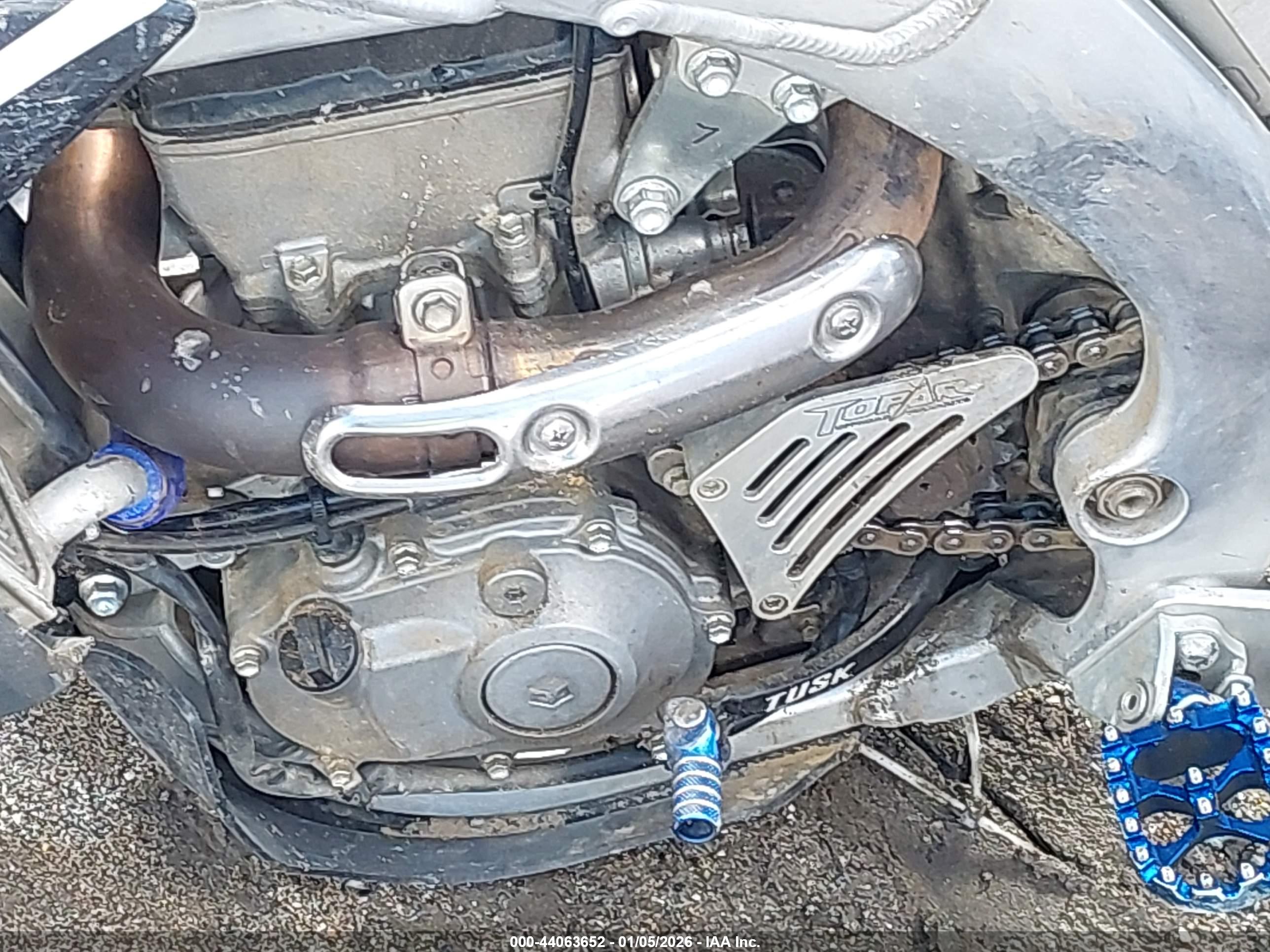 YAMAHA YZ450 image 9