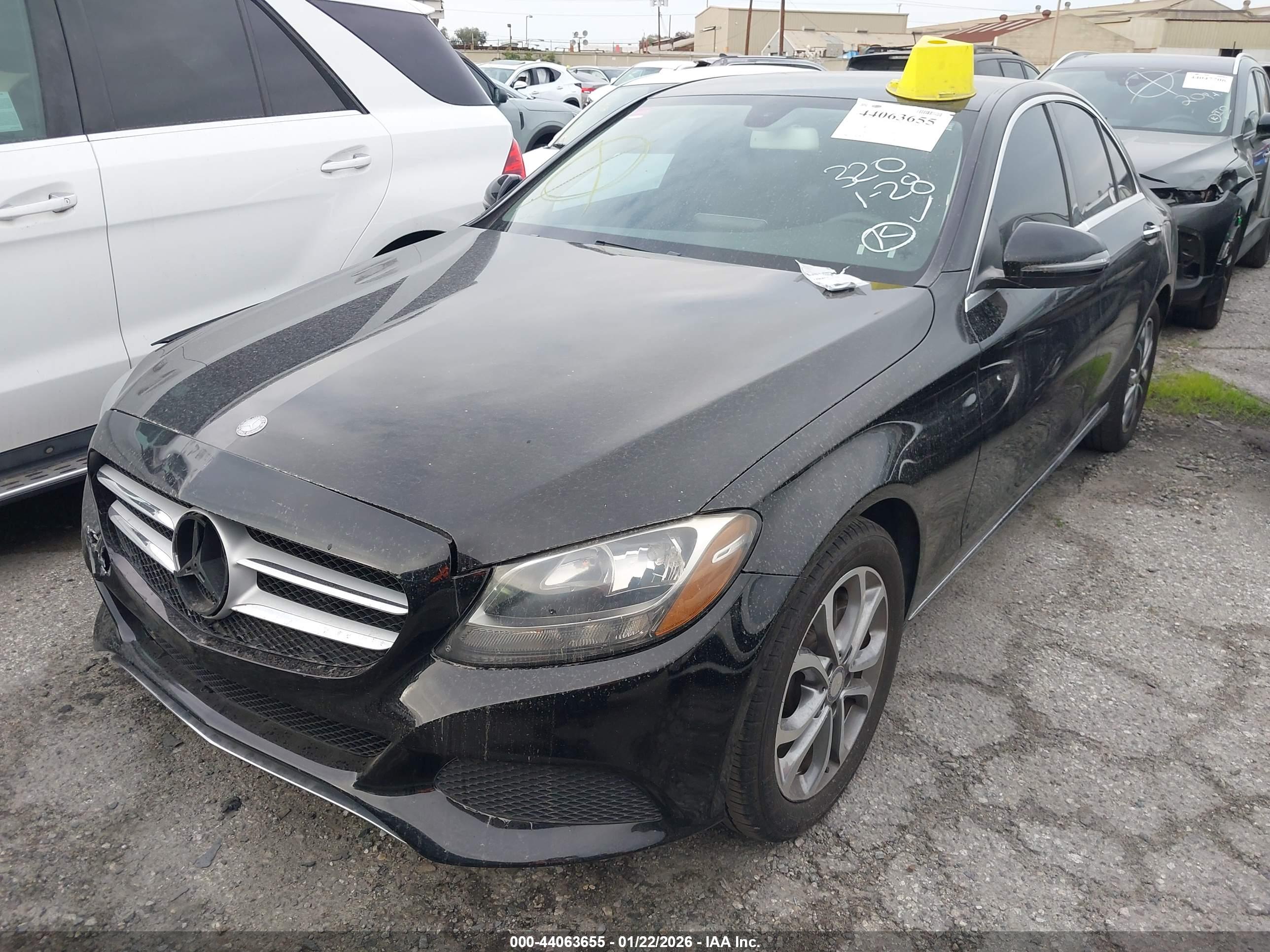 MERCEDES-BENZ C image 2