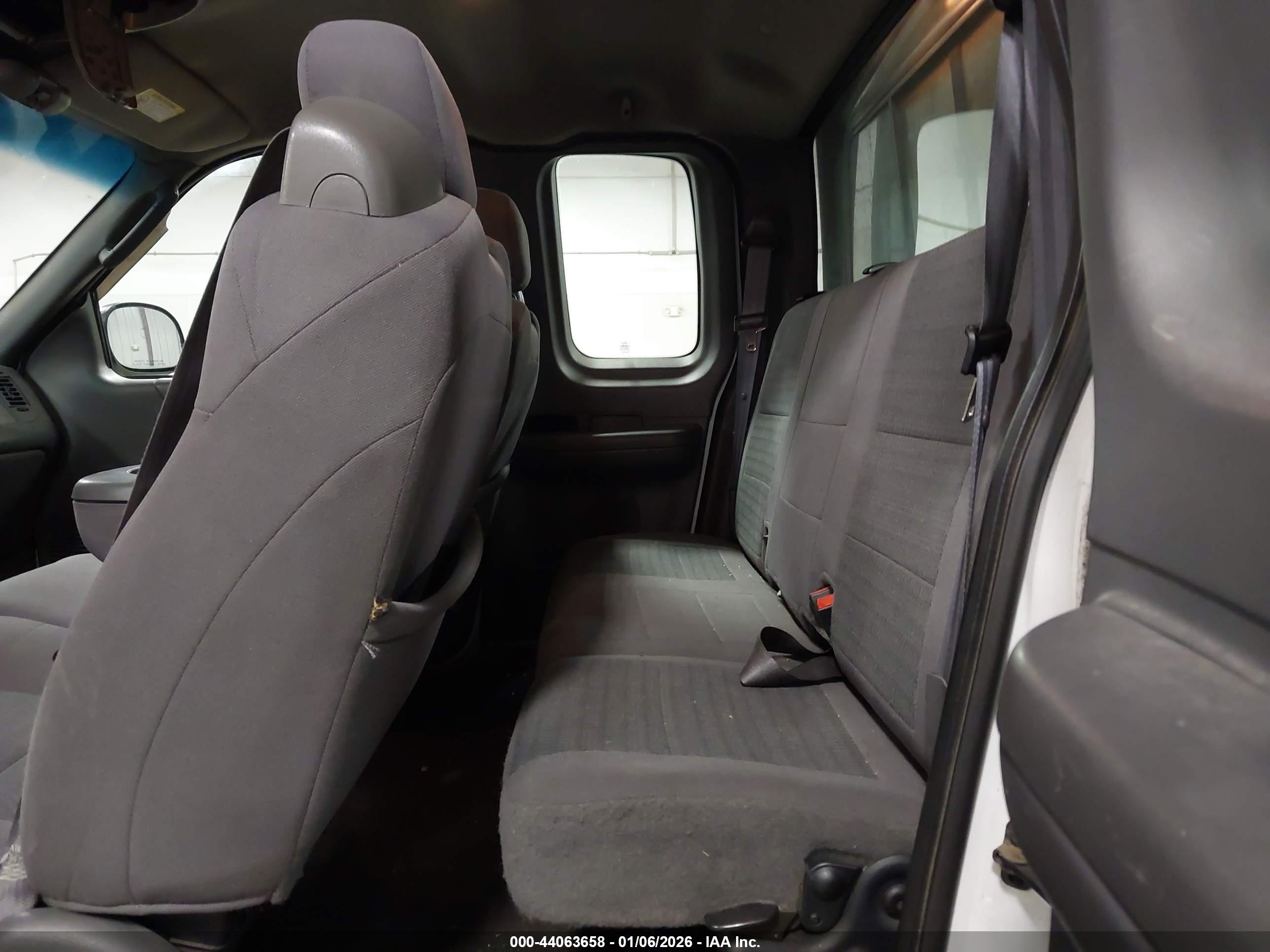 FORD F-150 image 8