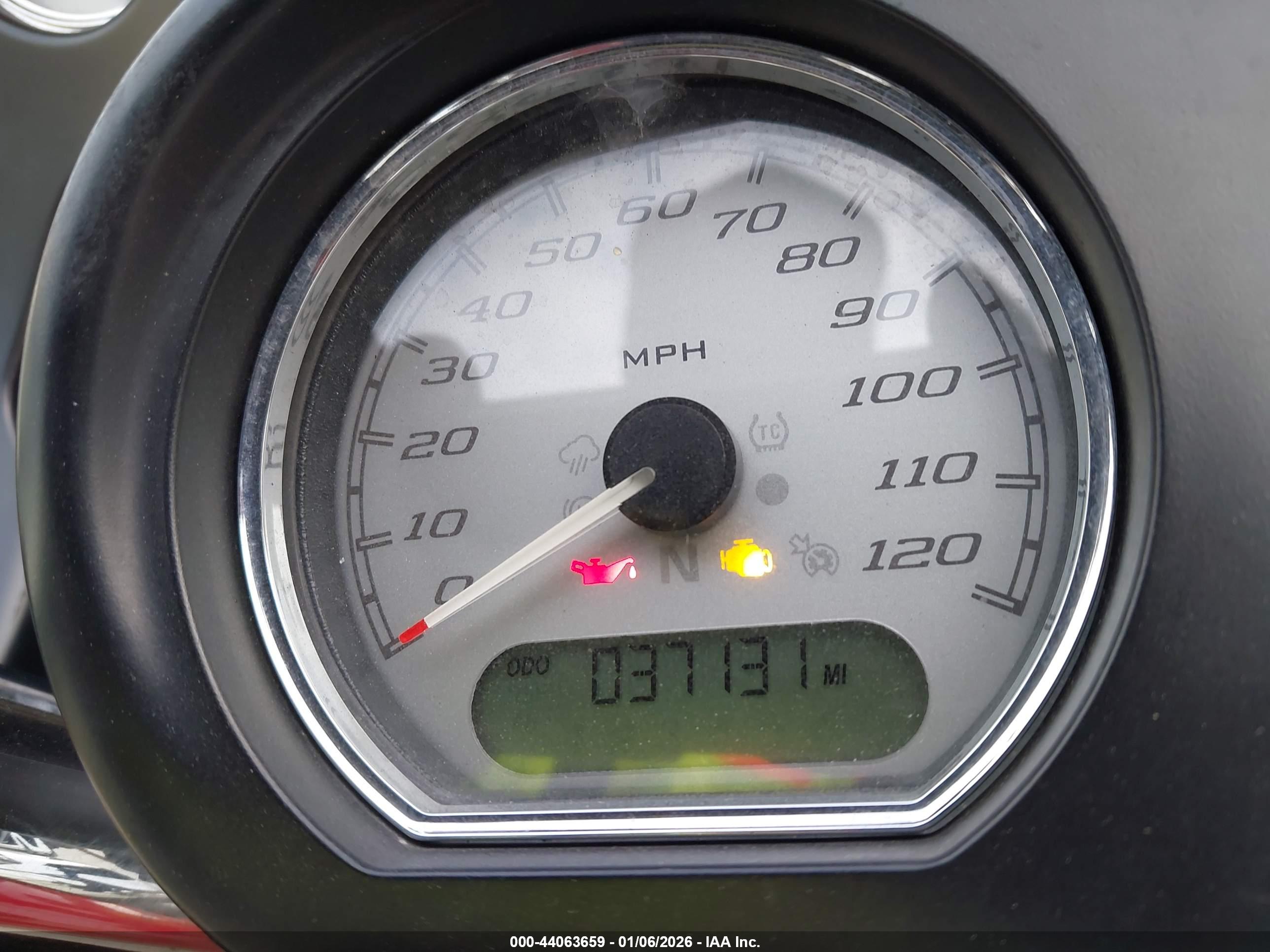 HARLEY-DAVIDSON FLTRX image 7