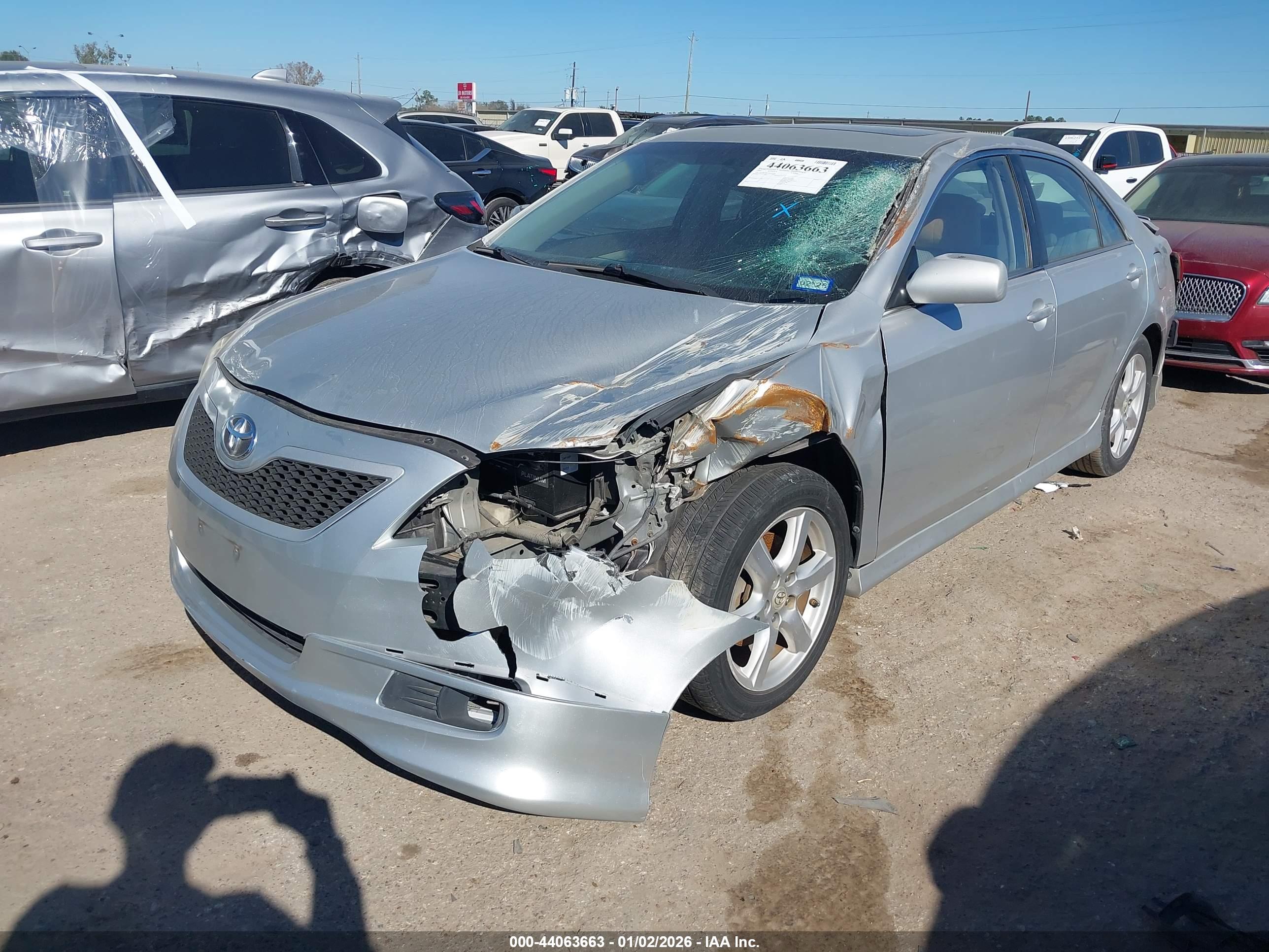 TOYOTA CAMRY image 6