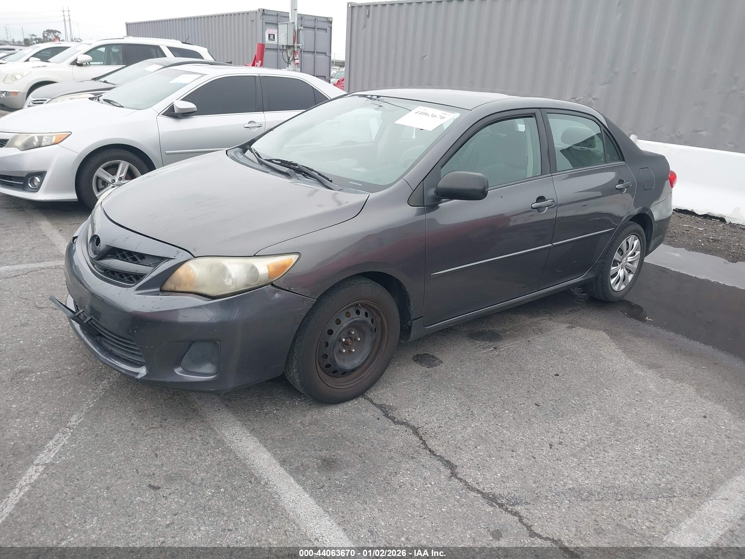TOYOTA COROLLA image 2